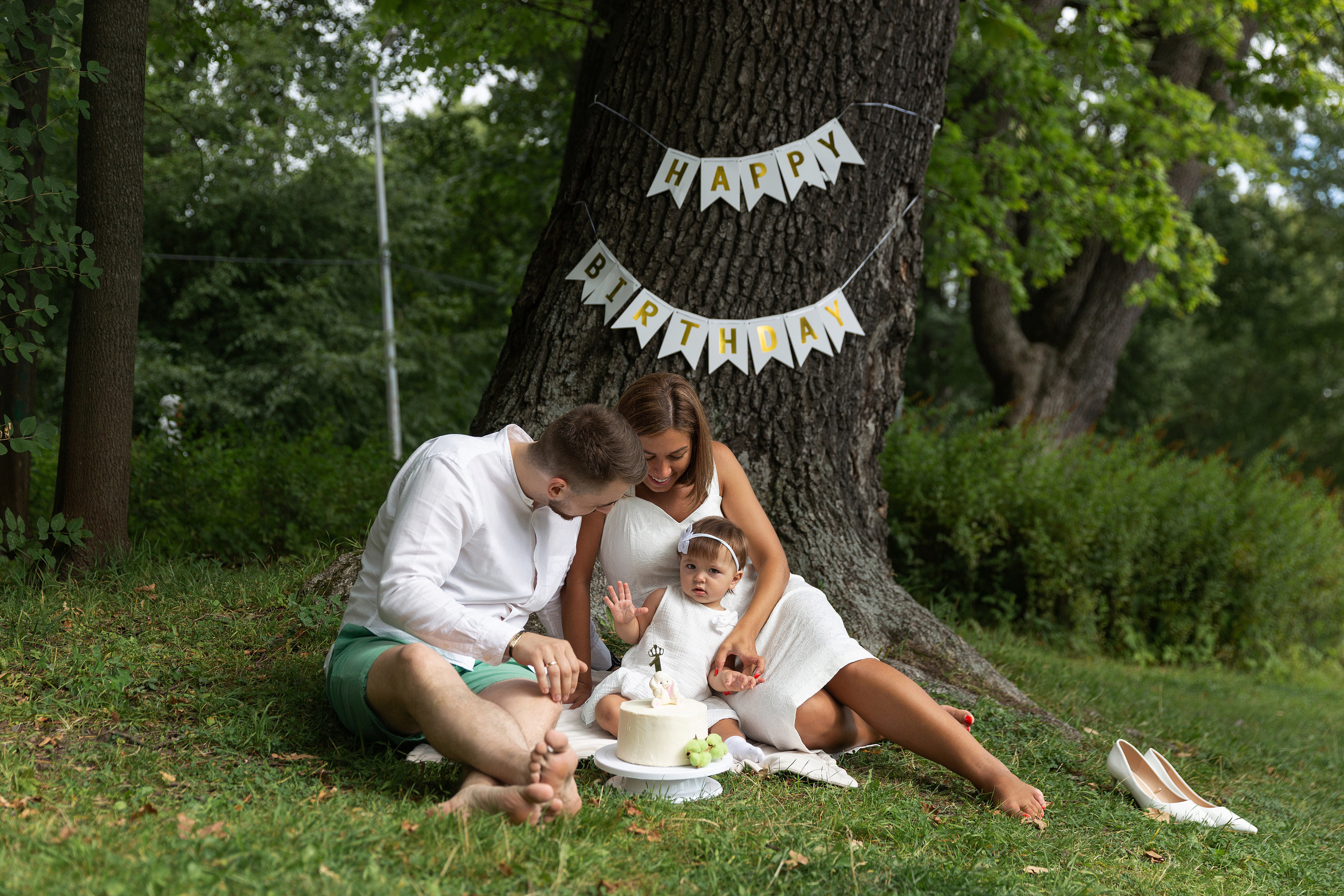 Съемка годовасия на природе. Свадебный и портретный фотограф в Санкт-Петербурге Надежда Чечулина