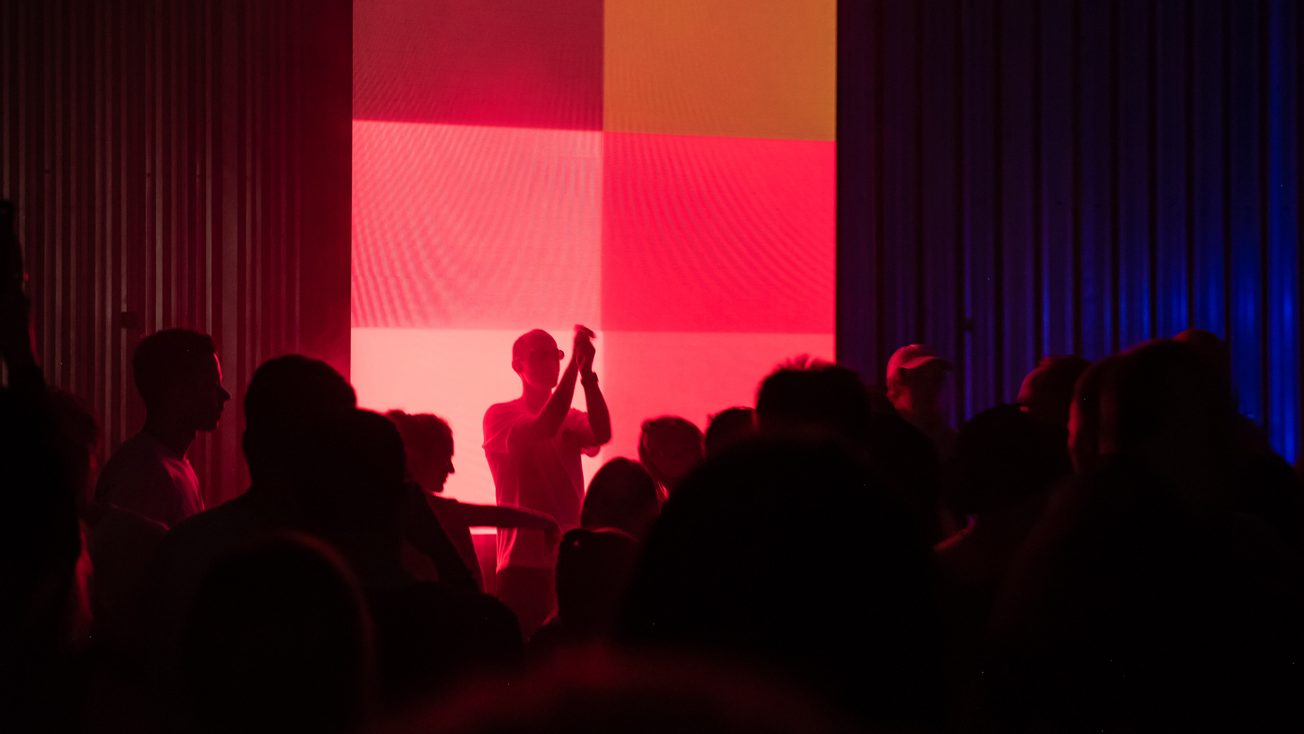 Вечеринка LEGAL'NAYA