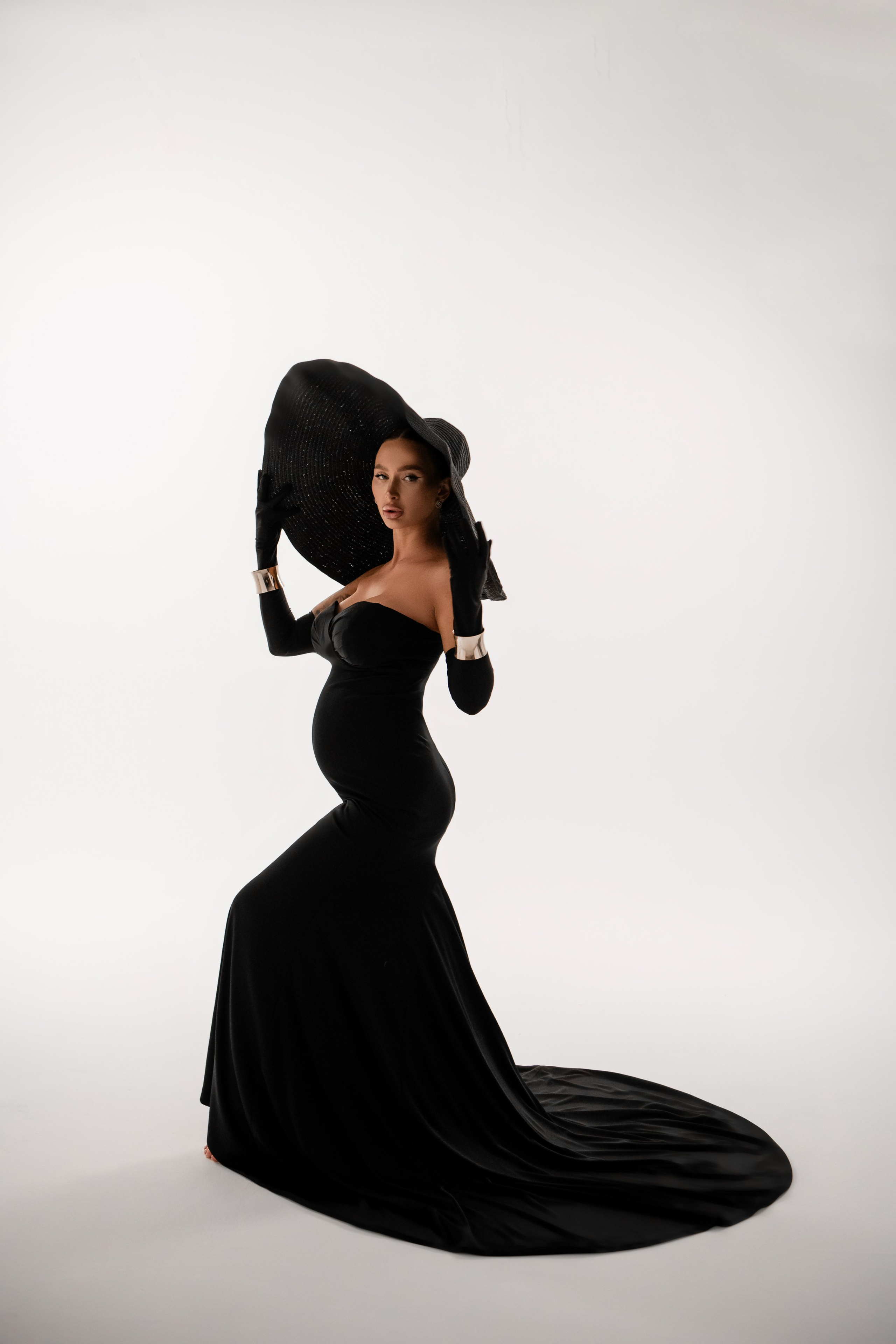 Черное платье 42-44. Фотограф Анна Качан