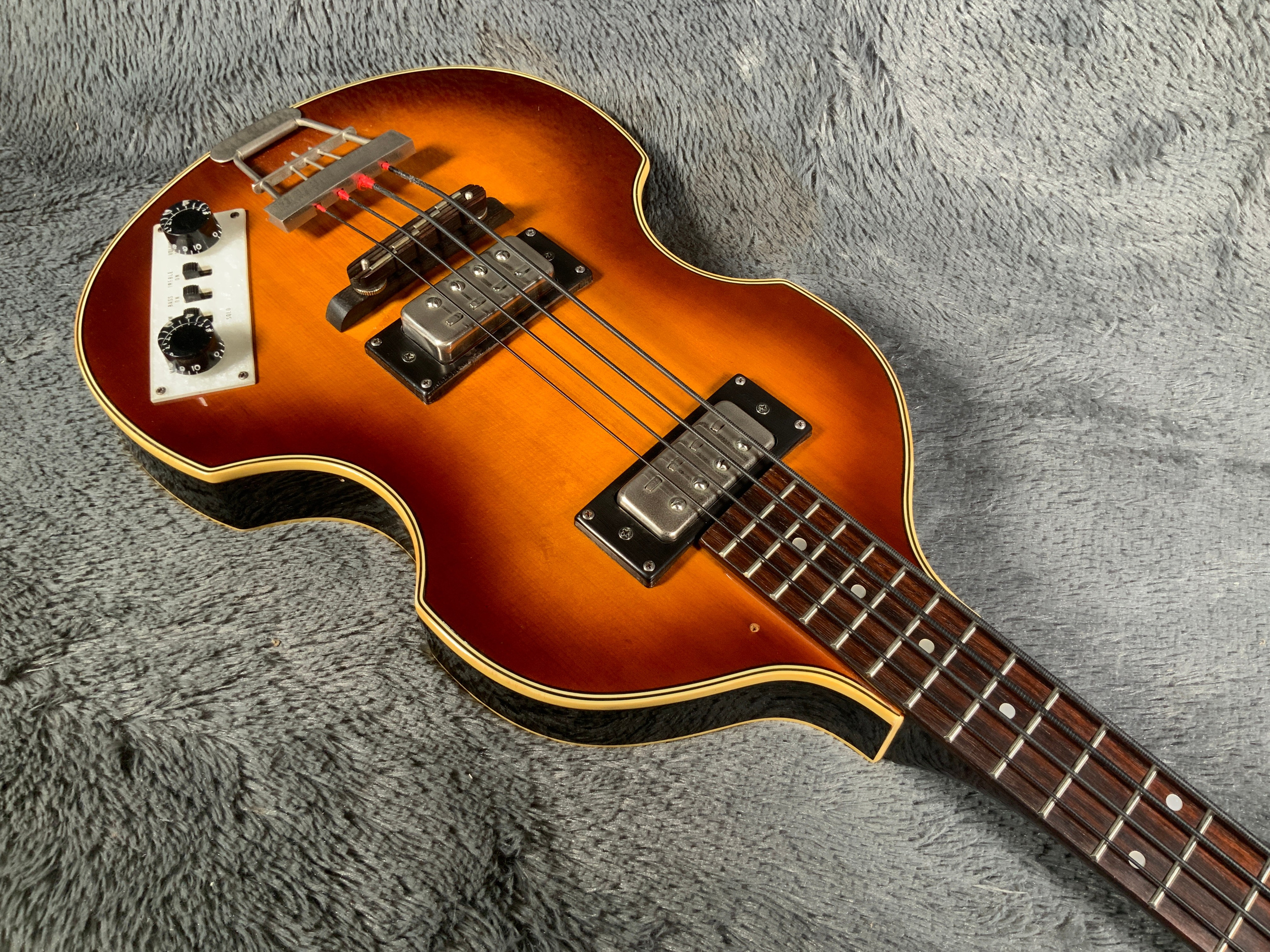 Norwegian Wood Vaio Bass