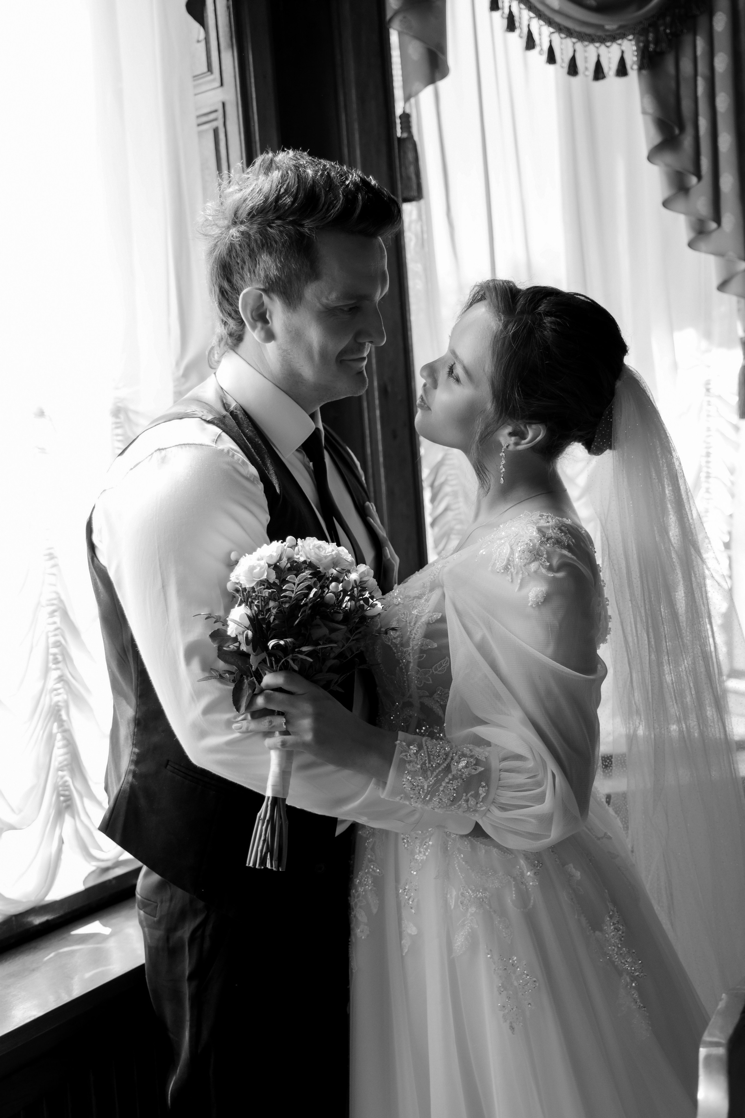 Соня и Михаил. Фотограф Евгения Климова