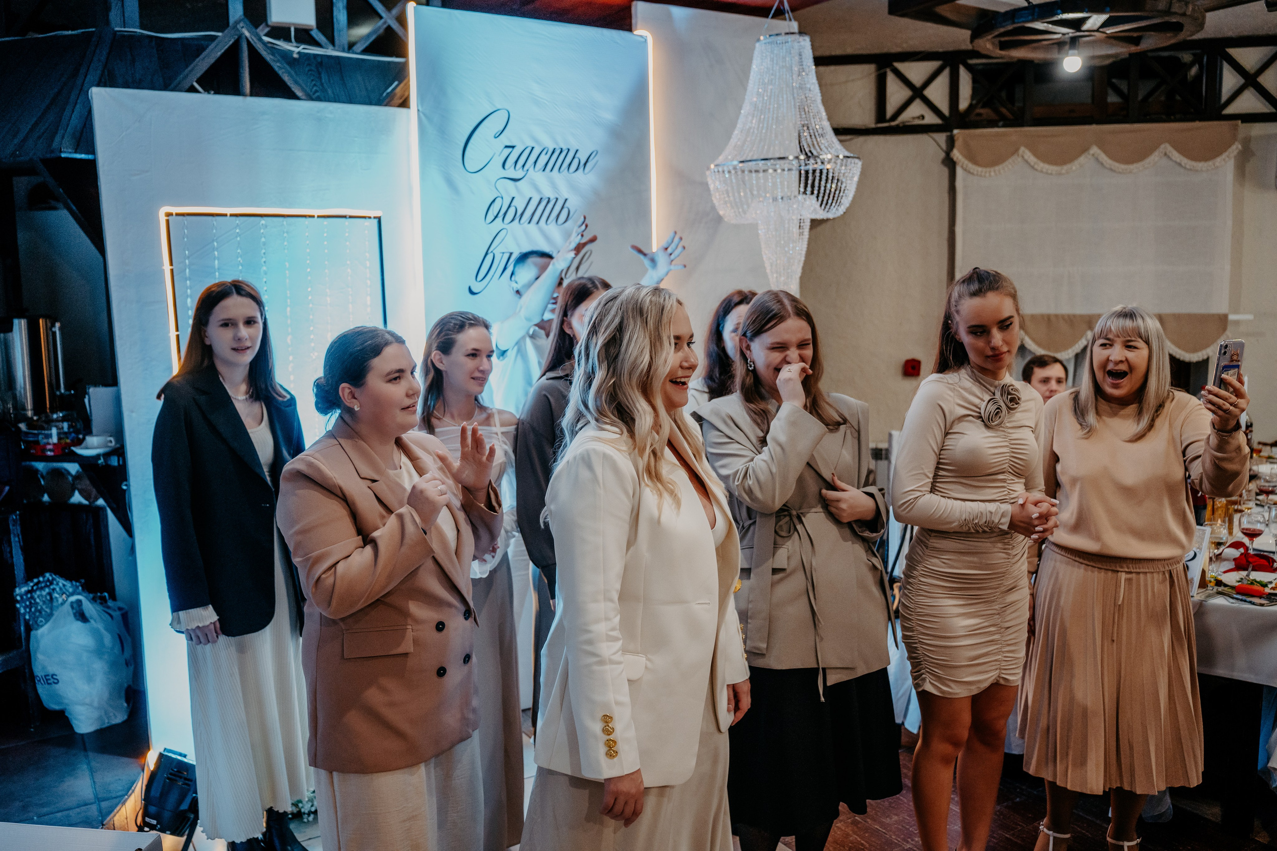 Полный свадебный день. Фотограф, видеограф и пилот дрона на Байкале