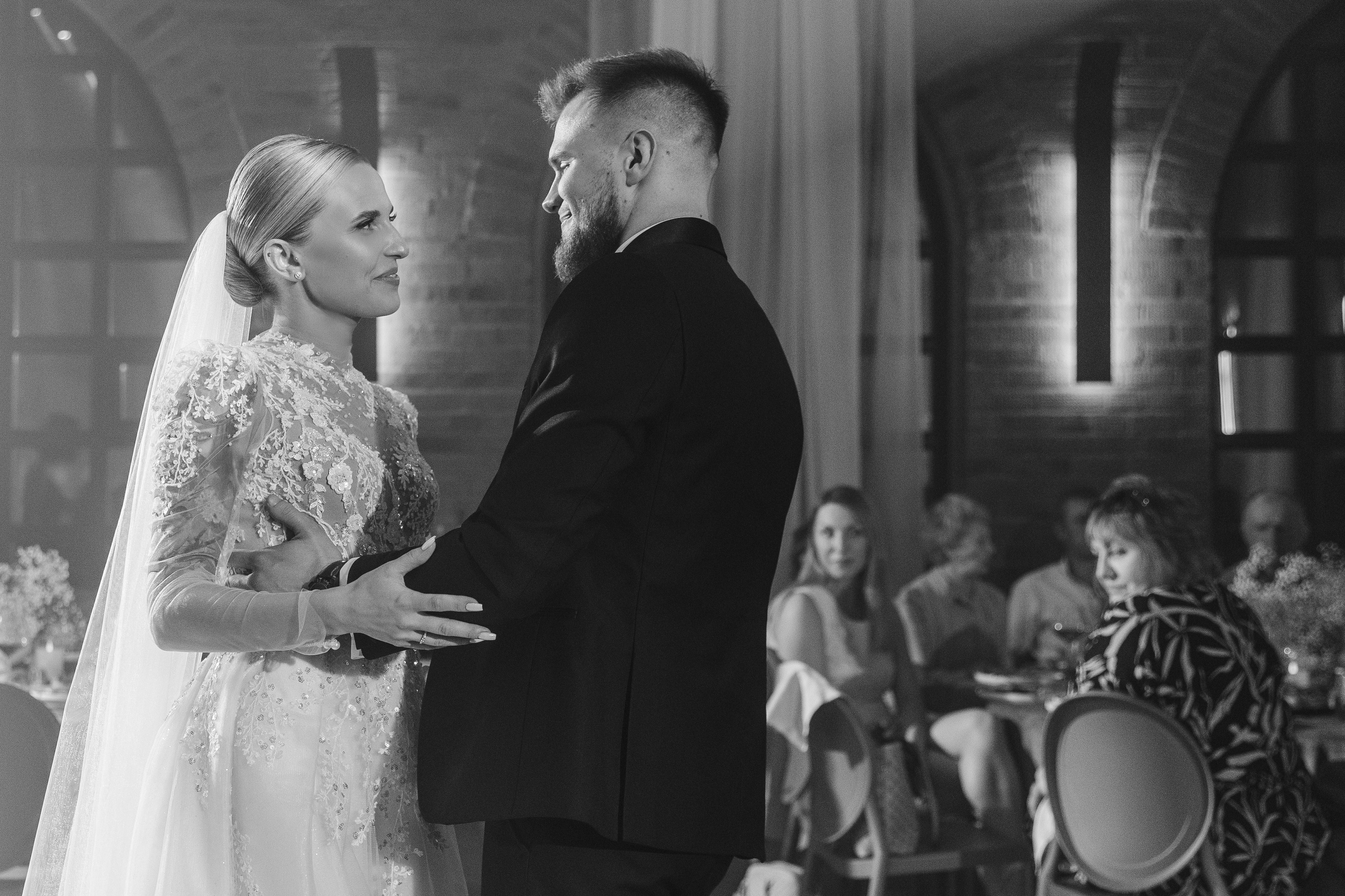 Замечательная свадьба в Белом Замке Шамони в Красноярске. Свадебный фотограф-видеограф в Красноярске Евгений Константинопольский