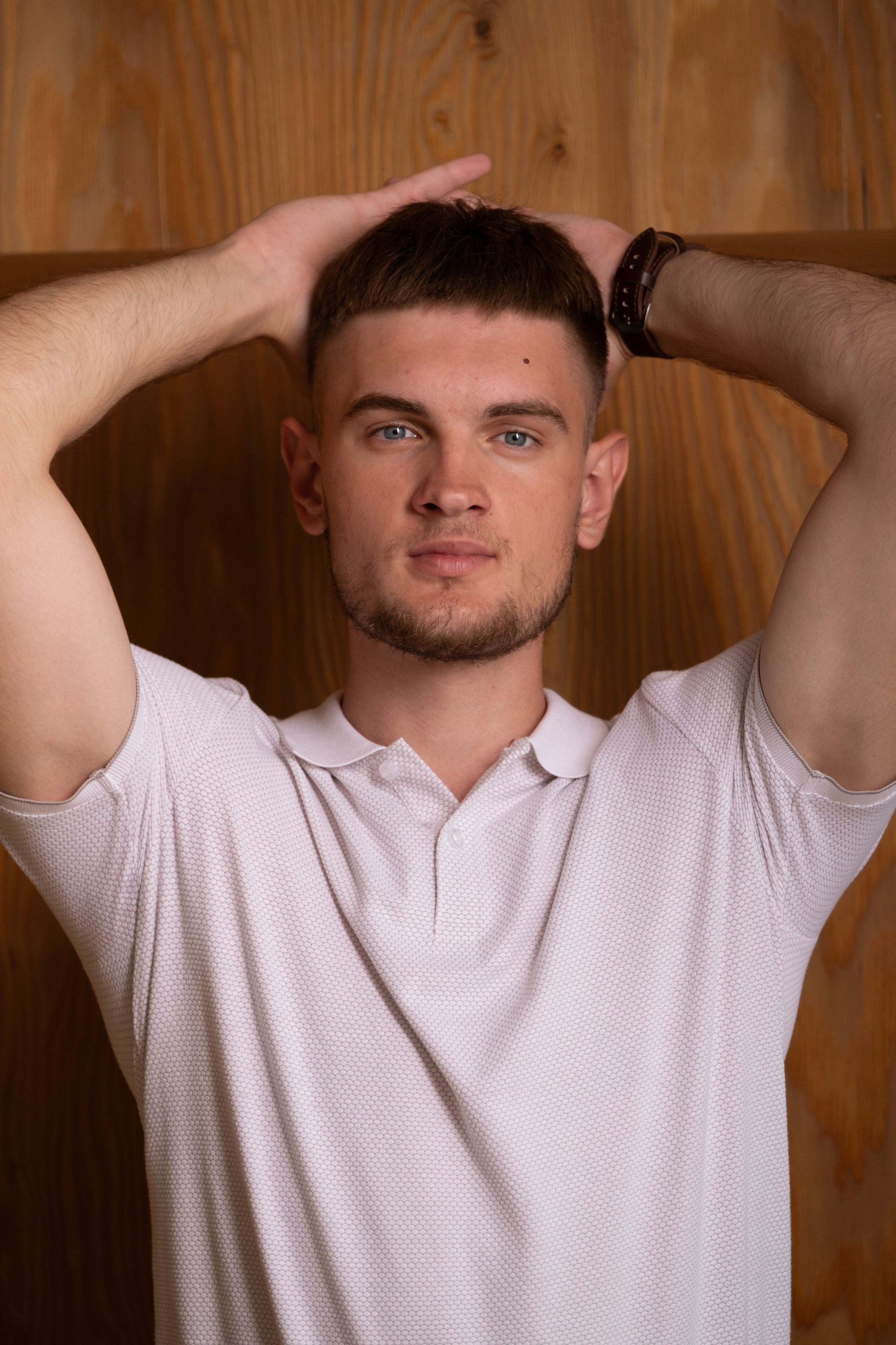 Владимир. Профессиональная фотосъемка в Крыму. Натуральные эмоции и живые кадры. Забронируйте дату прямо сейчас!