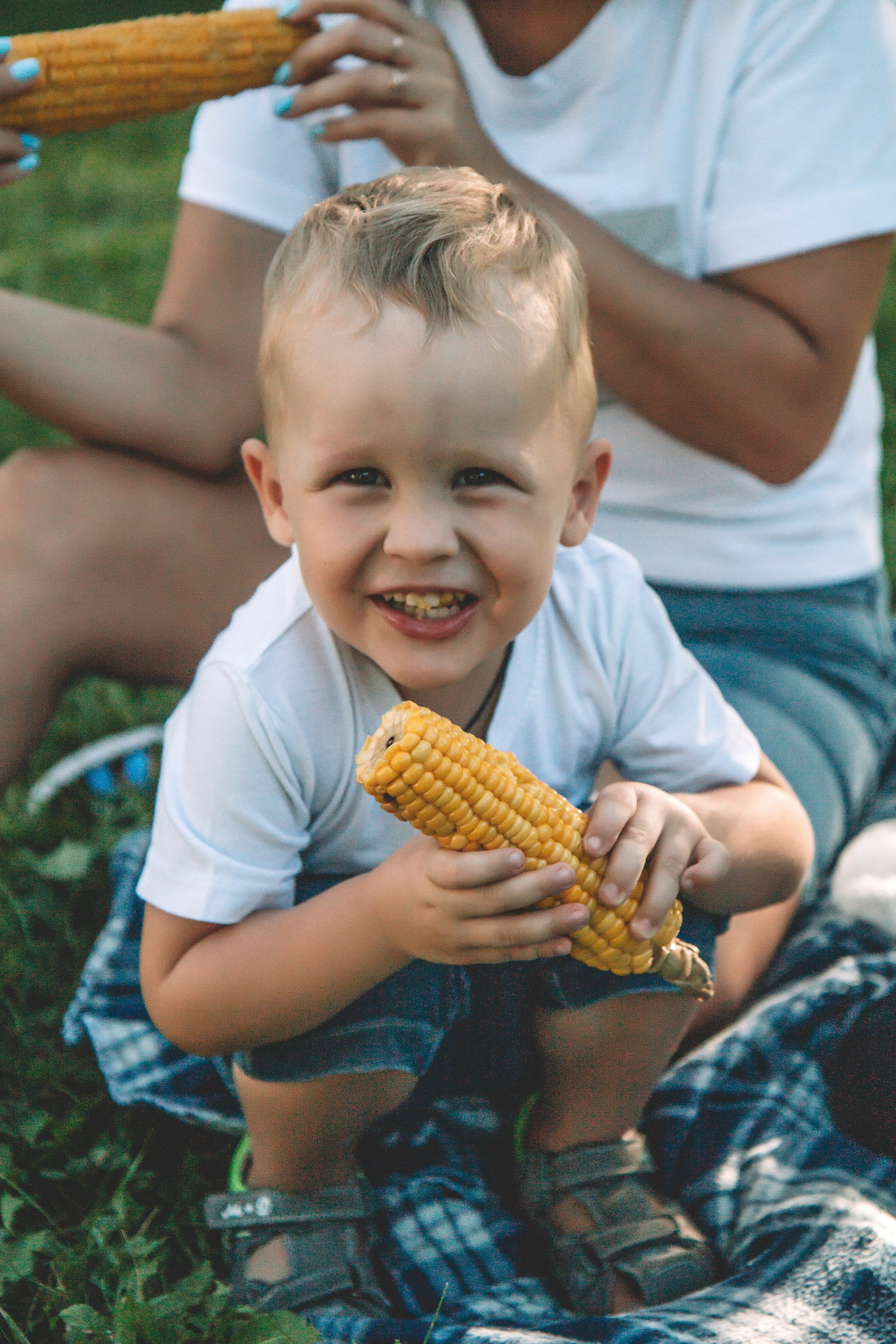 Наталья и мальчики. Прогулка в Абрау-Дюрсо. Семейный фотограф Новороссийск, Анапа, Геленджик — Юлия Давыдова