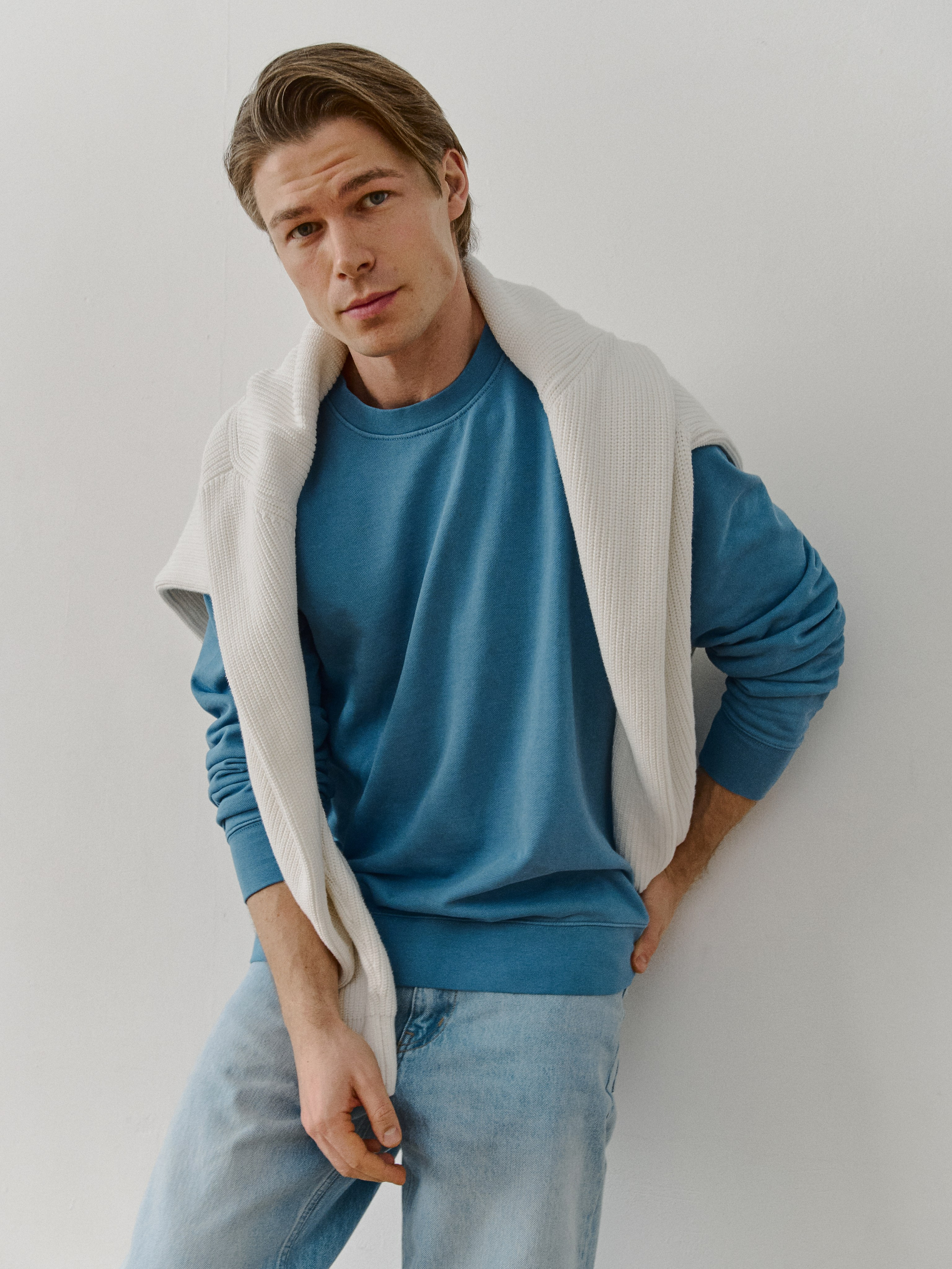 Съёмка для продакшна Buro. Fashion фотограф в Москве Ксения Чупрунова