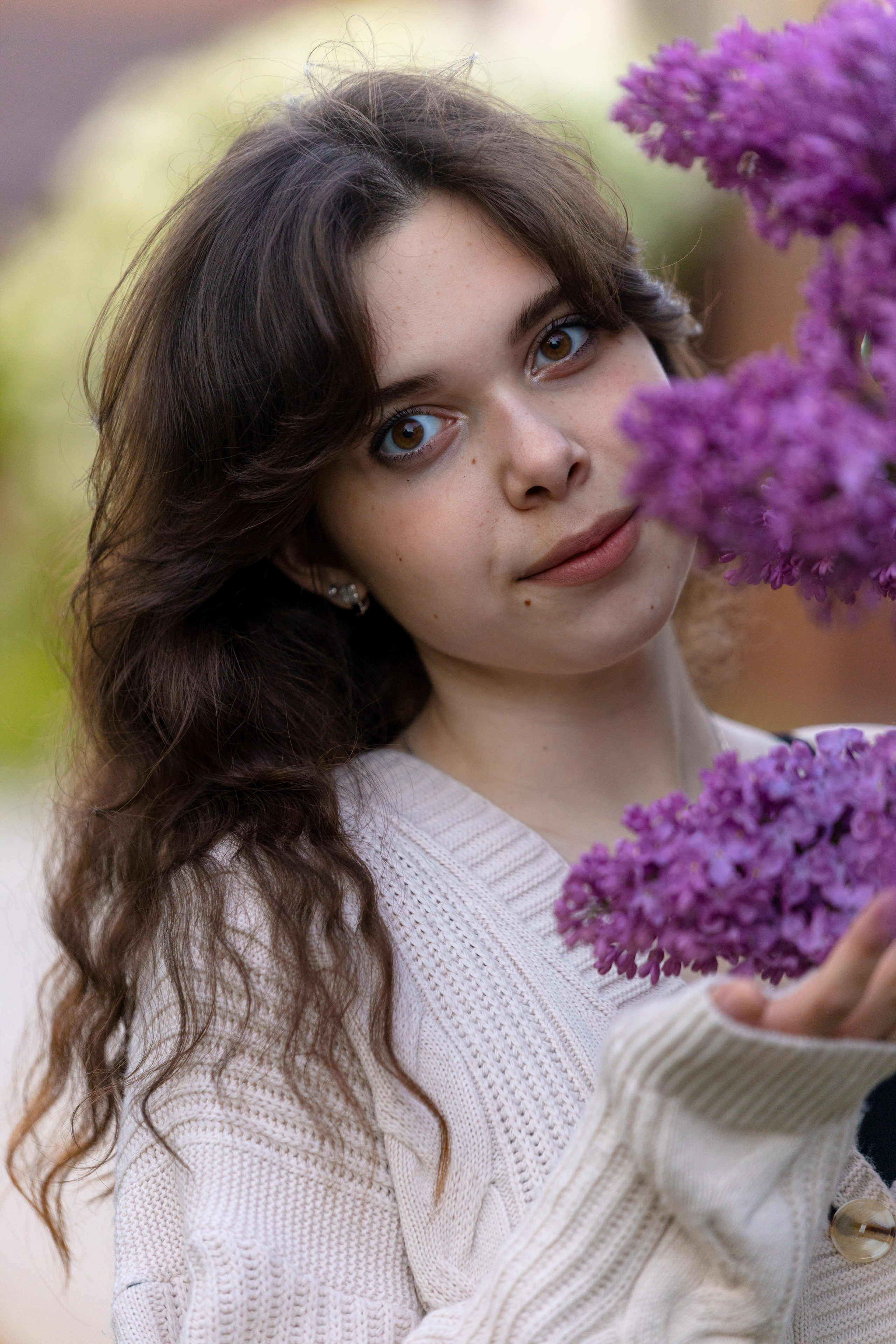 Мария весной в цветущих локациях. Фотограф в Туле Крупский АнДРей. Фотостудия «КАДР71» в Туле