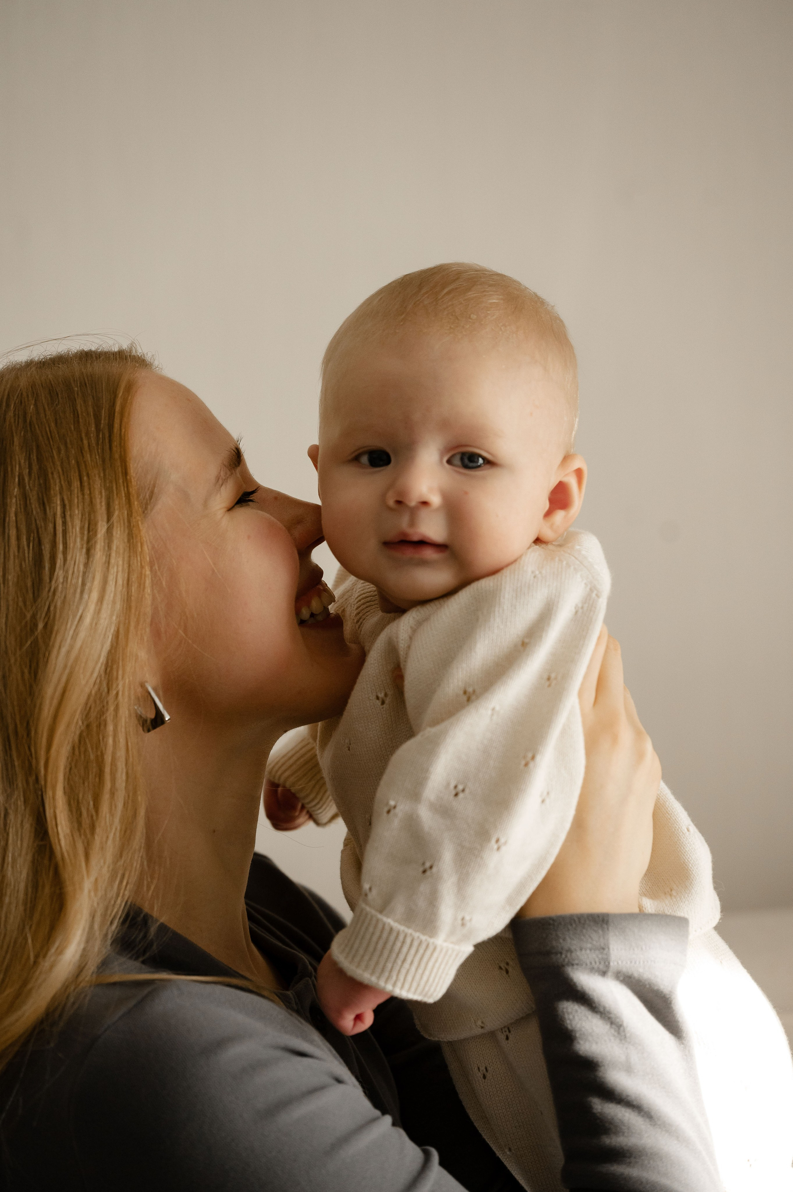 Домашняя семейная съемка. Фотограф беременности и семьи, домашние съемки, Ньюборн