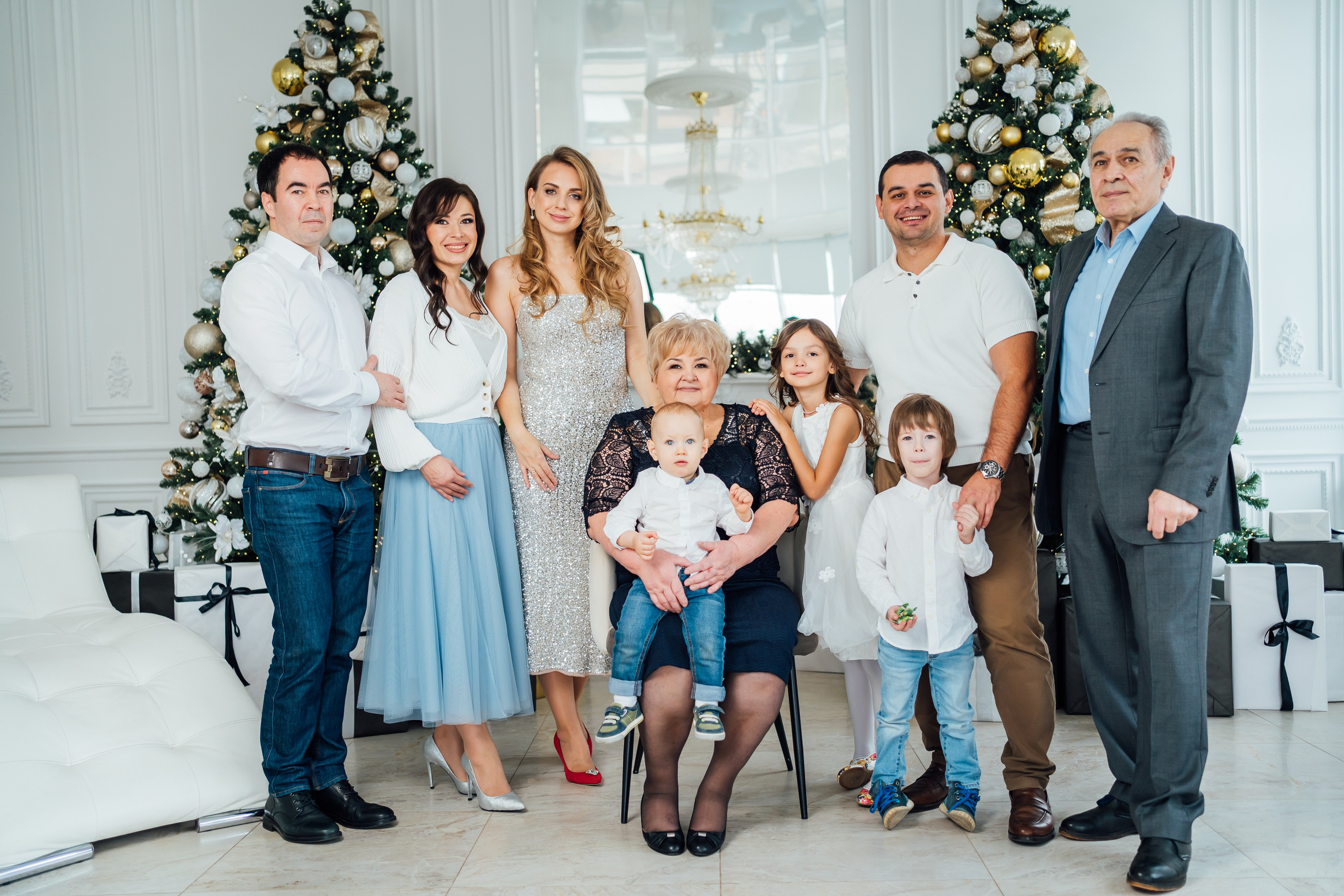 Карина с семьей. Семейный и детский фотограф в Ростове-на-Дону Екатерина Шевченко