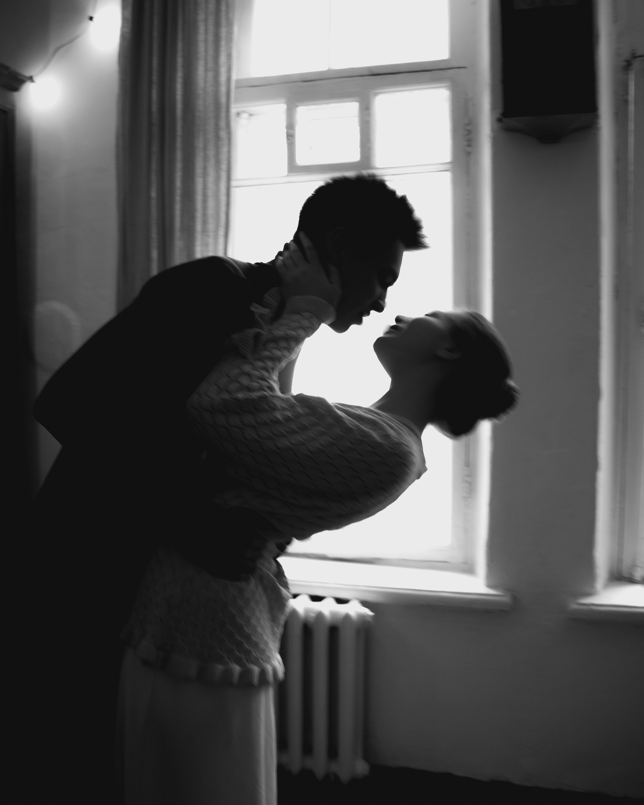 Виктория и Рос в старом фонде Петербурга. Varygraphy