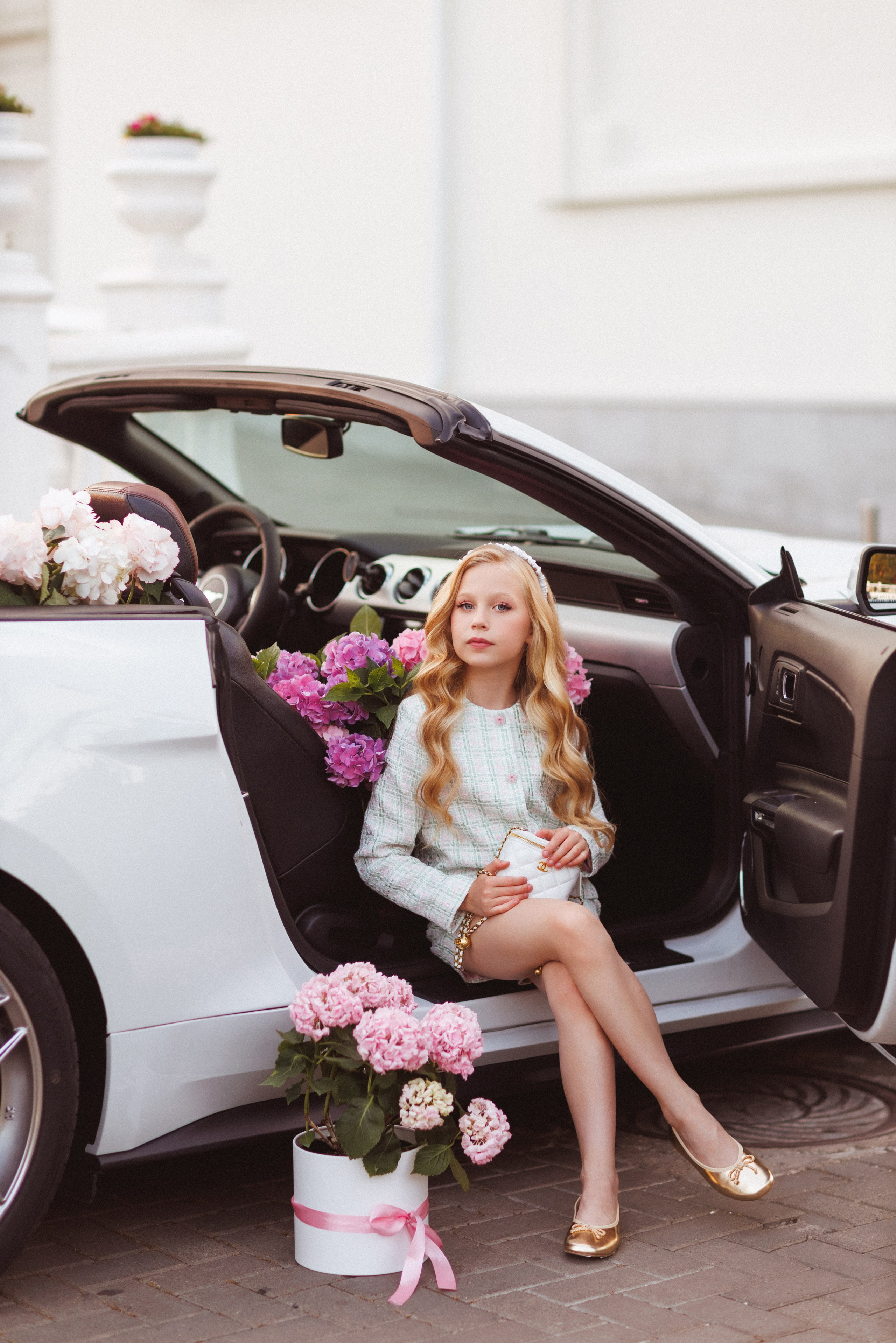 Фотосессия с Кабриолетом и живыми цветами, город Краснодар. Семейный и детский фотограф в Краснодаре Анна Трашкова