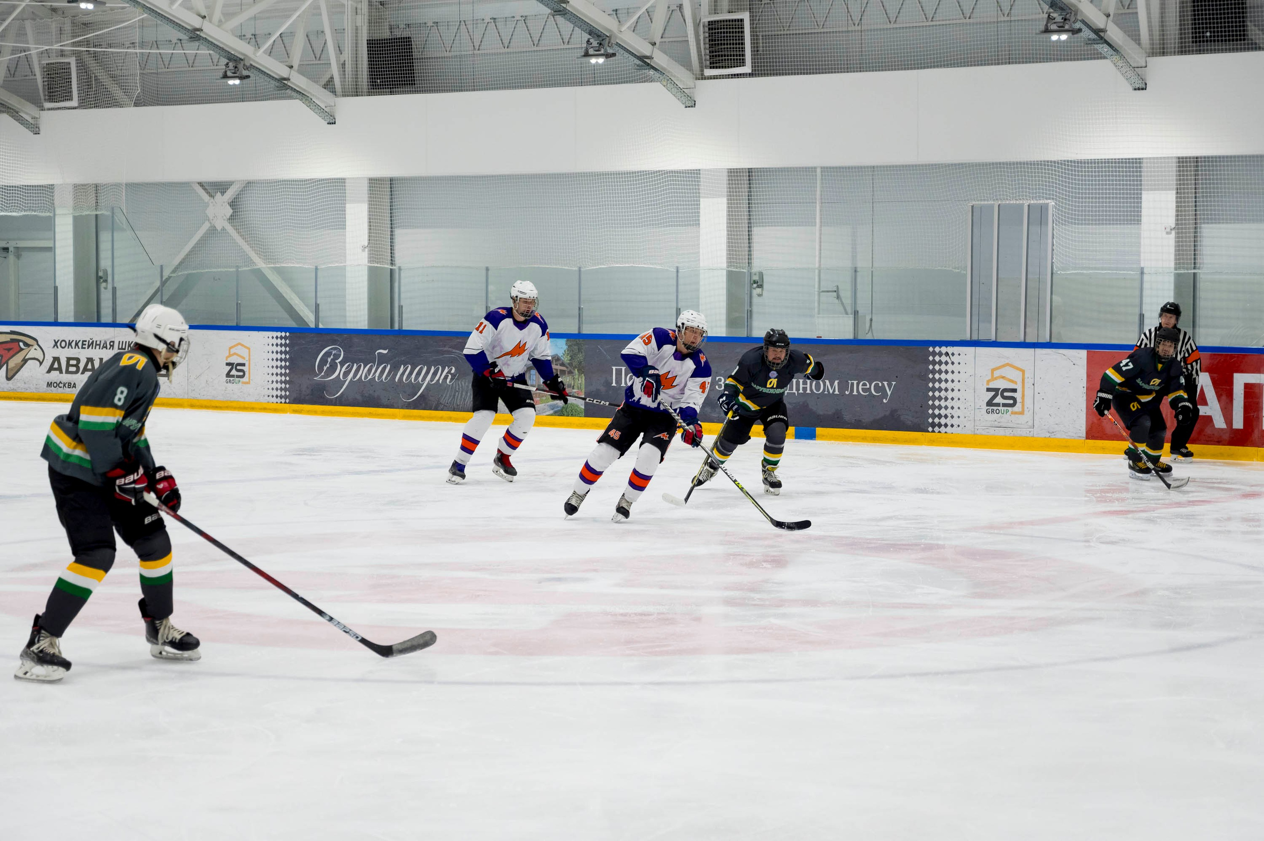 Хоккейный матч корпоративной команды Зарубежнефть. Репортажный фотограф и видеограф Слава Думчев. Тимбилдинги, отчетники, корпоративы