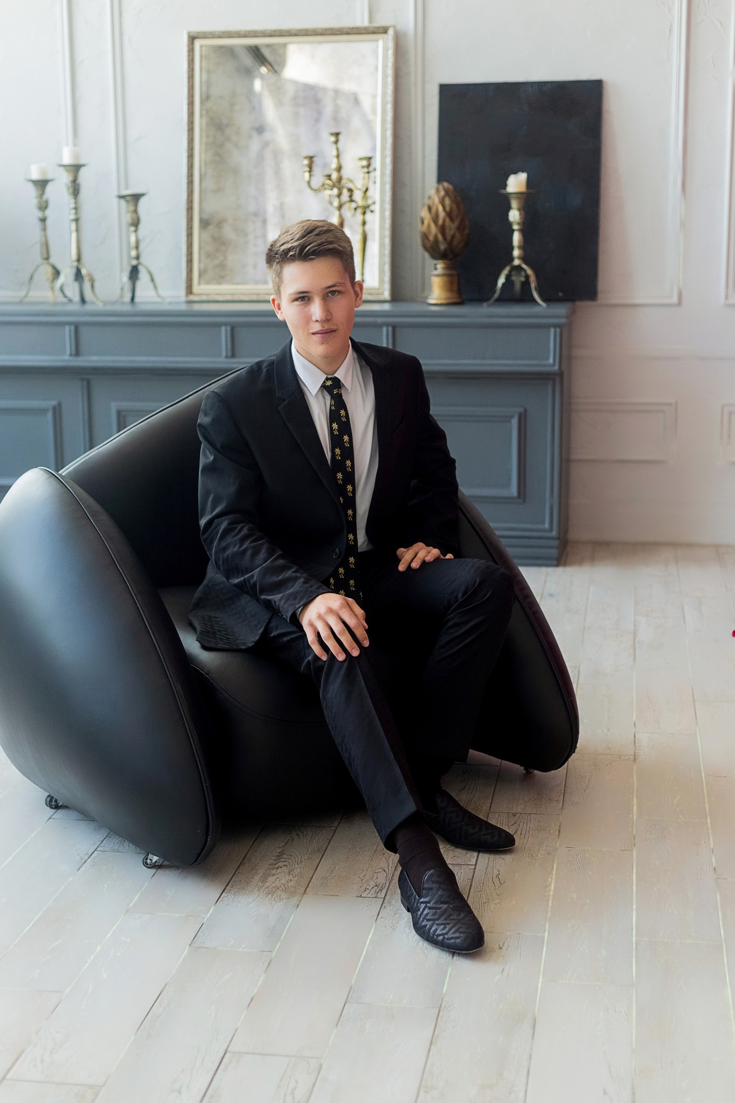 JBSTUDIO зал светлый. Выпускные альбомы Воронеж от Веры Соколовой