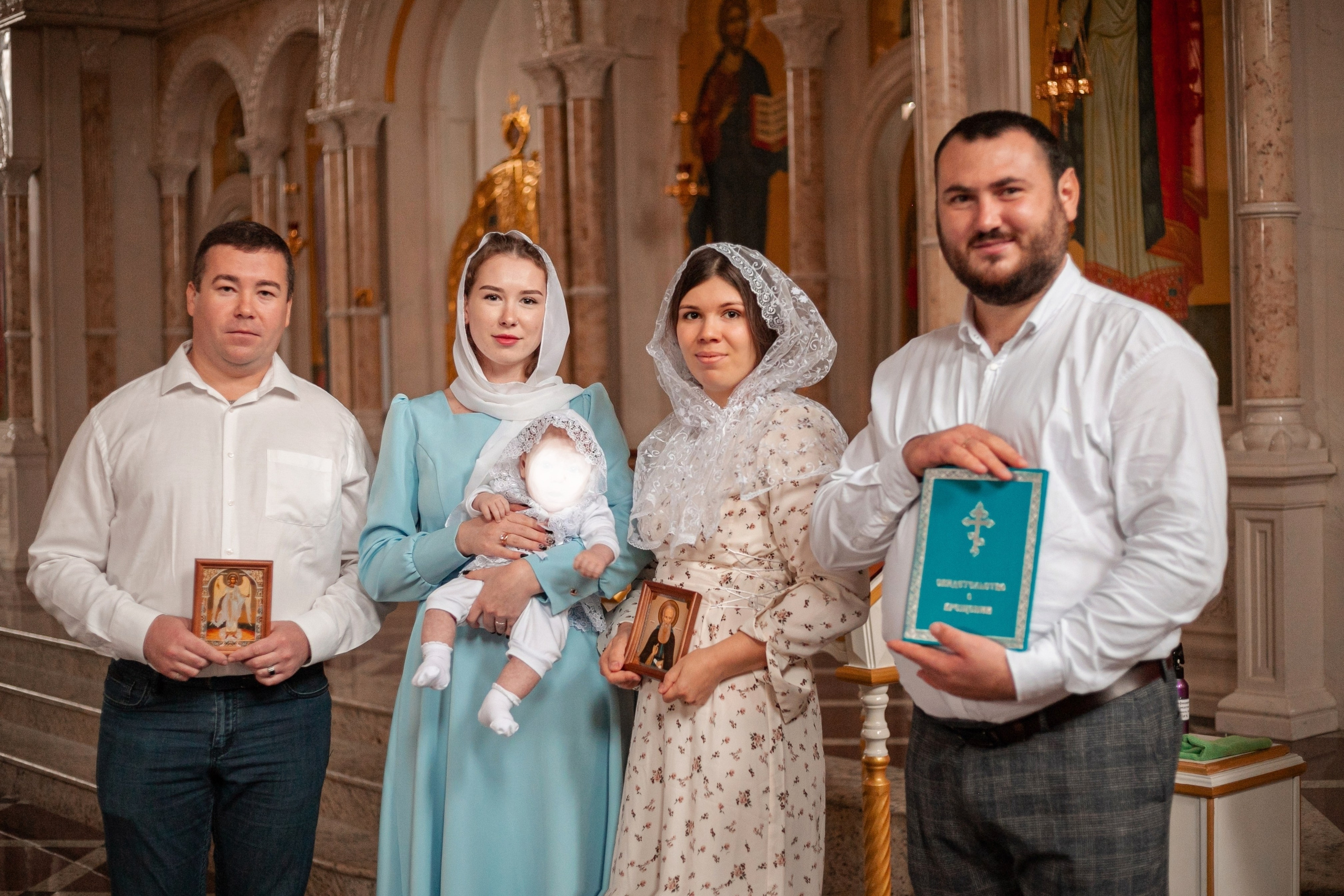 Таинство крещения. Фотограф Неверова Катерина