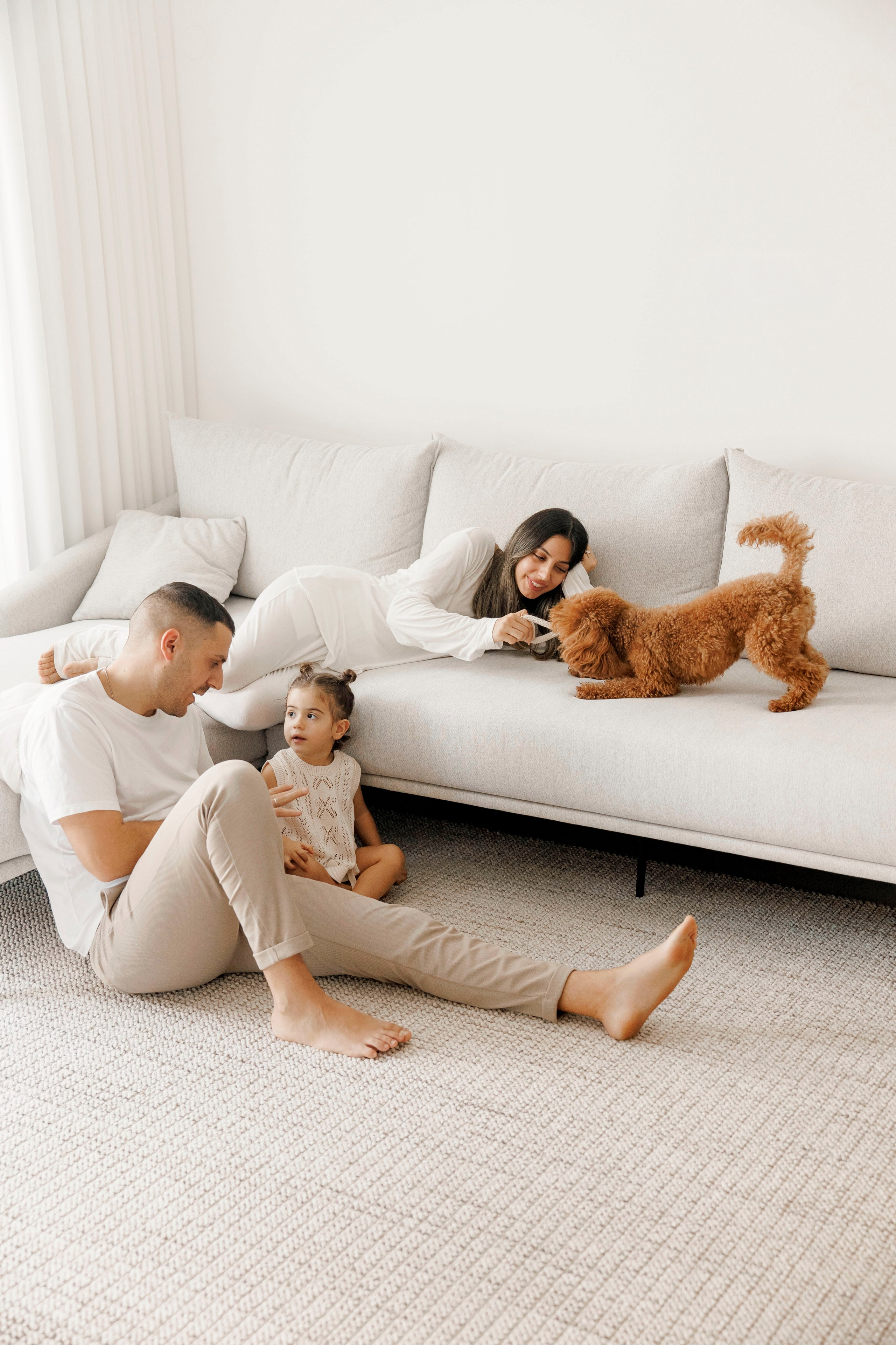 Family photoshoot at home. Главная