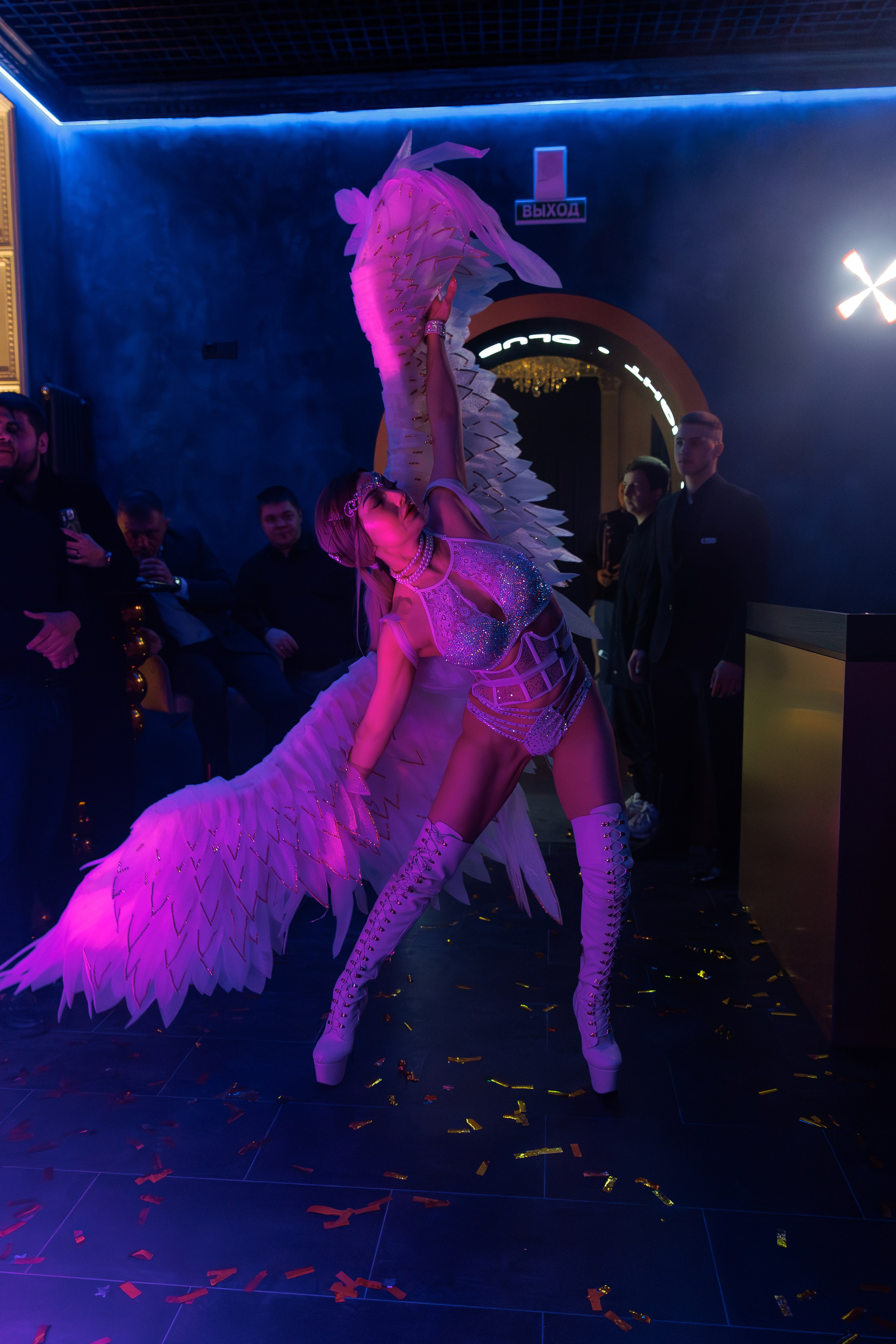 ЛУВР [Открытие Ночного клуба]. СВОИ. ФОТООТЧЕТЫ-СОБЫТИЯ-МЕСТА