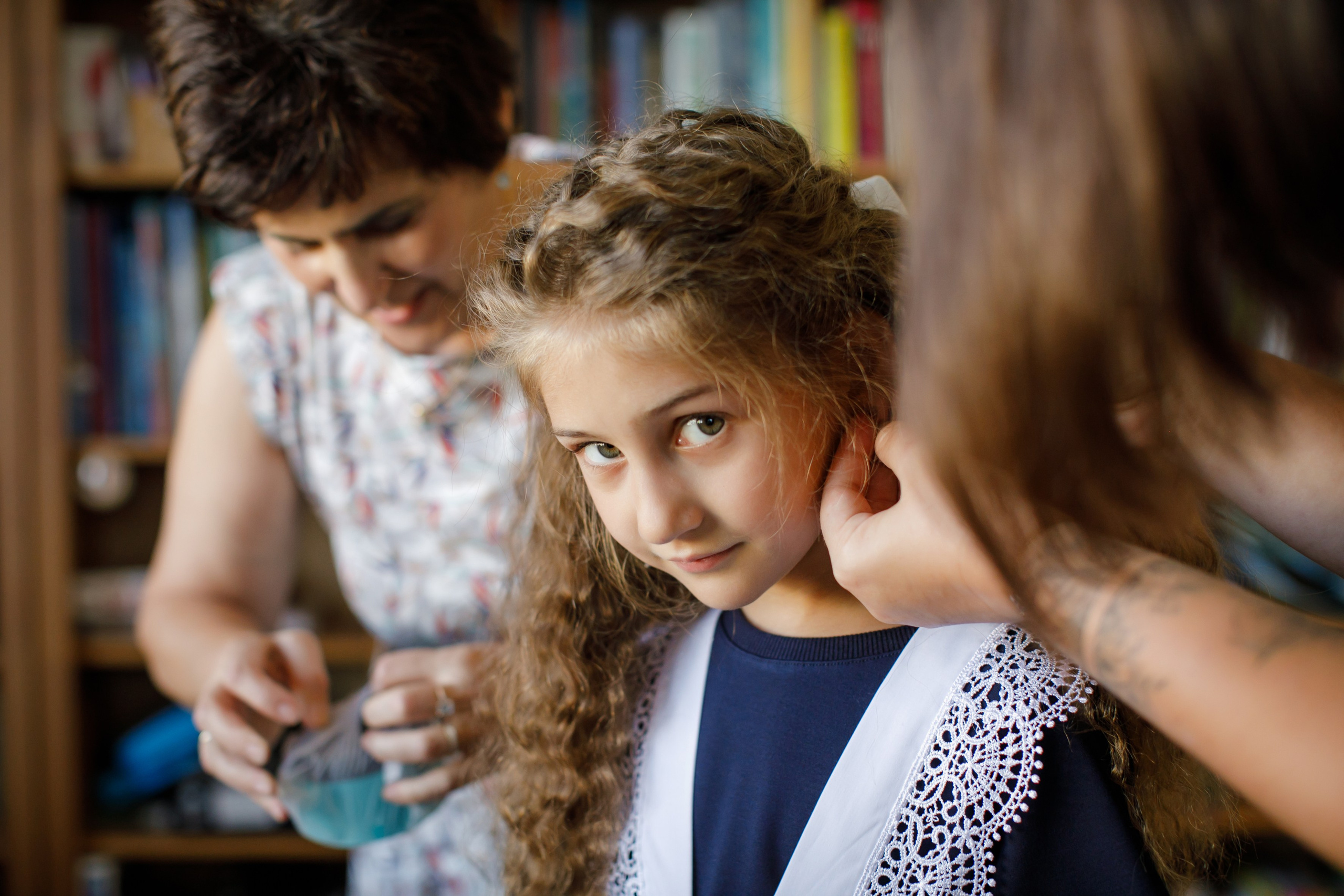Первоклашка. Как Нюсю в школу провожали. Школьные альбомы, Семейные съемки, Портреты, Фотограф Елена Кузнецова