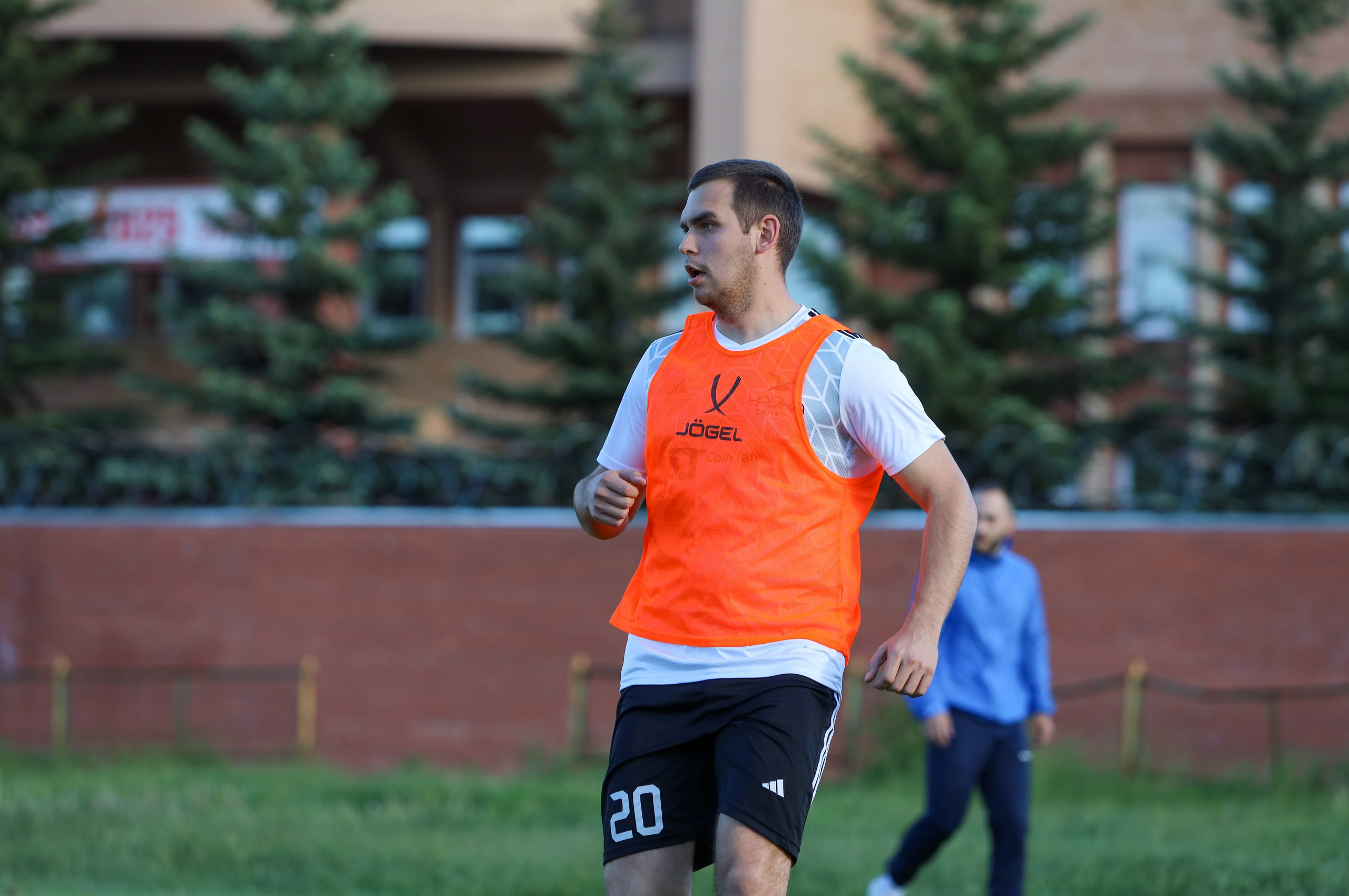 Чайка — Торпедо. Взрослое первенство города по футболу. Спортивный фотограф в Самаре