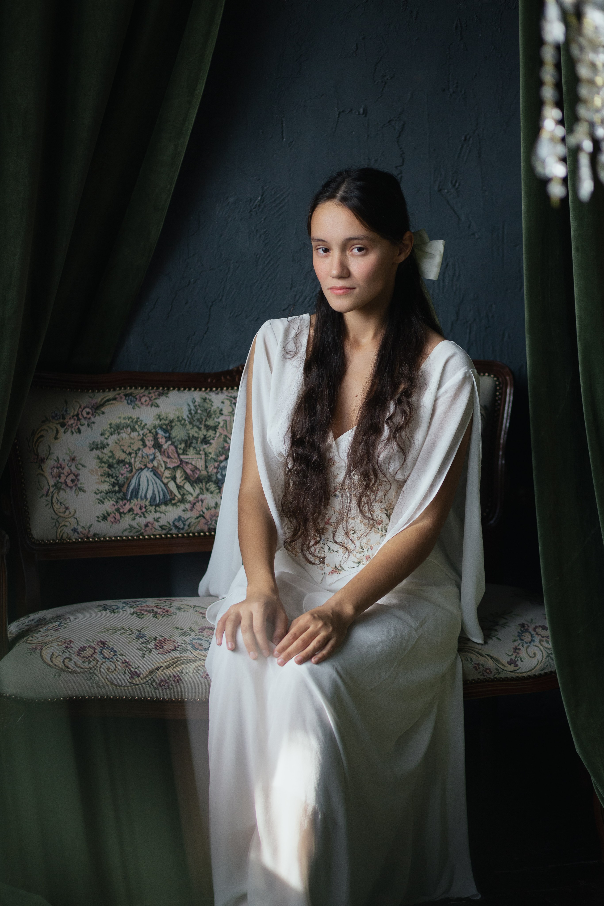 Татьяна в винтажном зале. Фотограф в Новосибирске Краснова Евгения