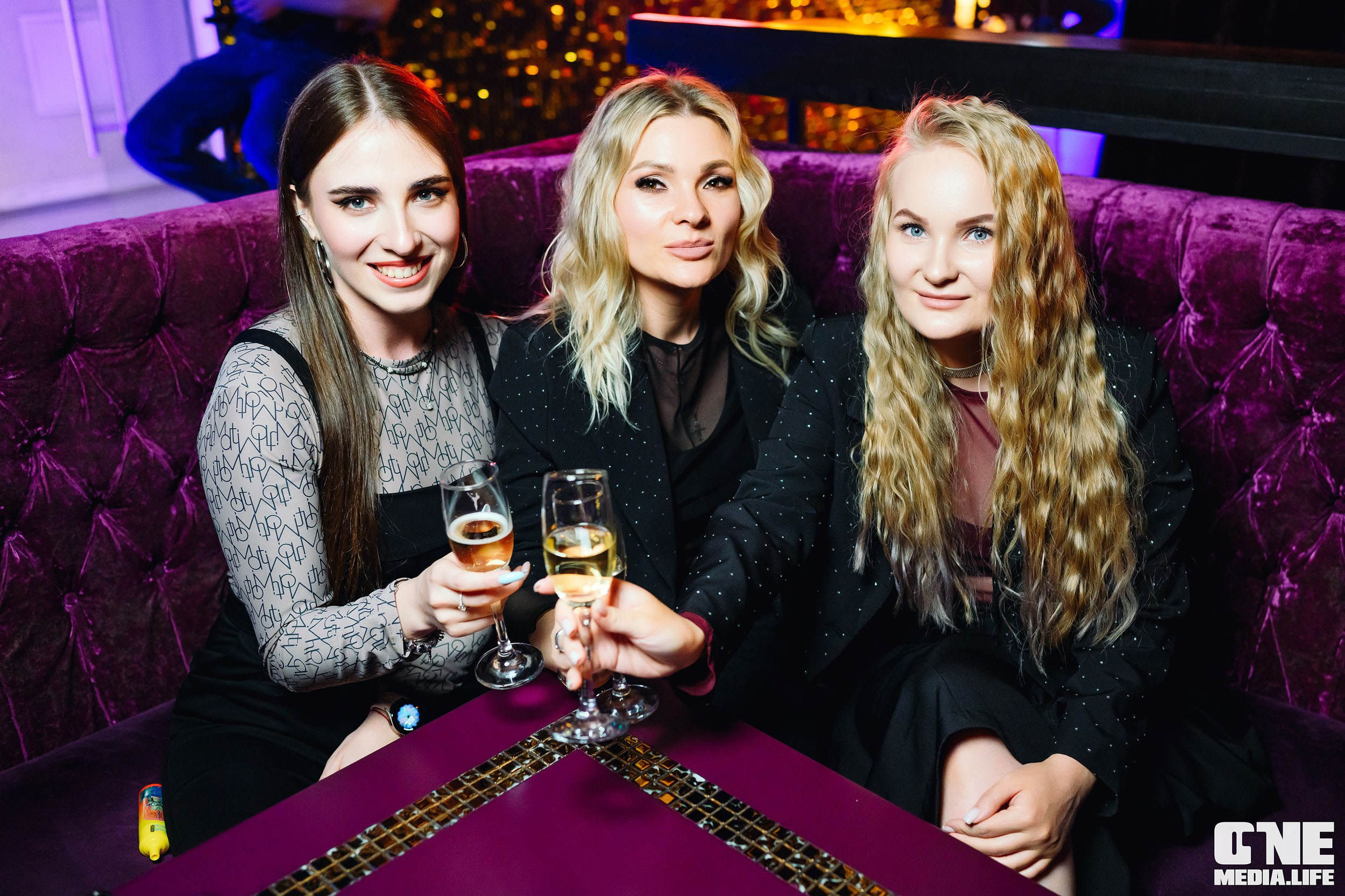 Фоторепортаж из караоке-клуба Эйфория. One Media Life: фоторепортажи, фотоотчеты с мероприятий и заведений