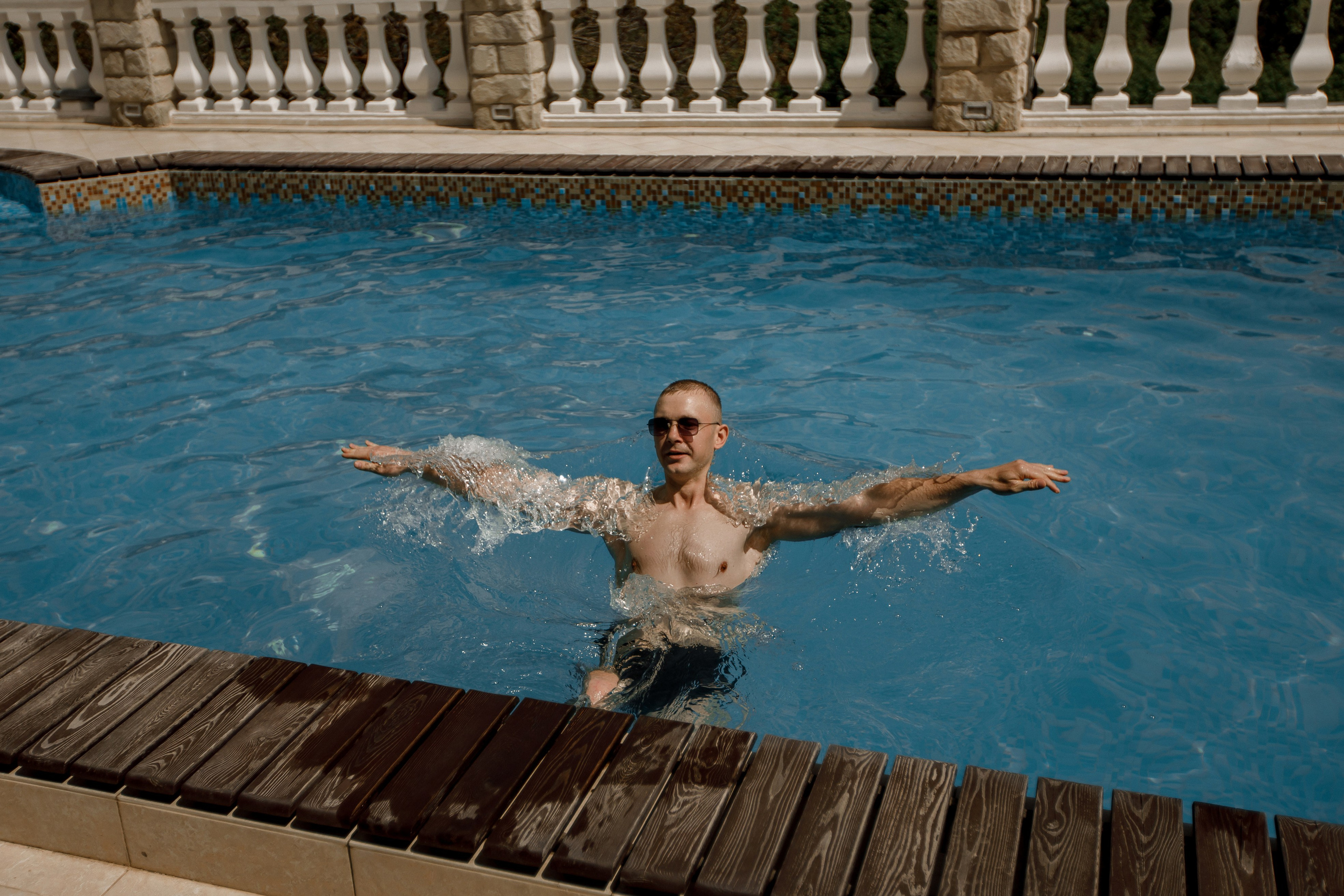 Денис и Алина. Белый замок. Фотограф Анна Лейман. Севастополь