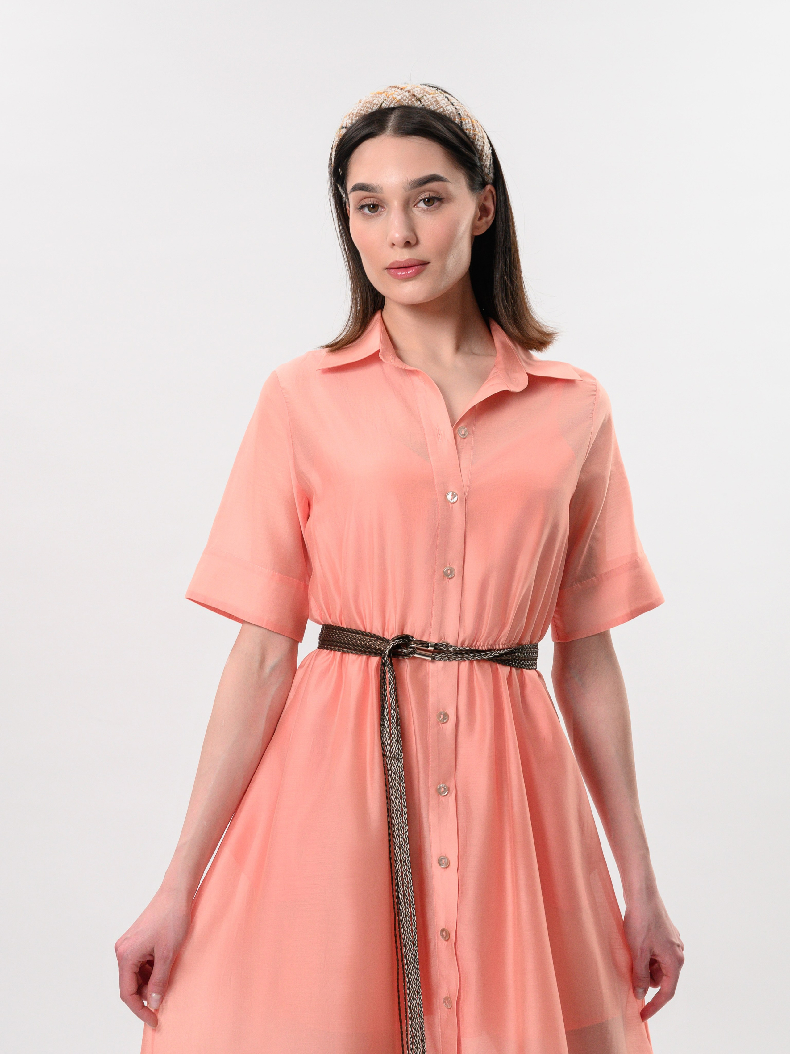 Каталог Девушки. Студия рекламной и предметной съемки товаров WELKO Studio