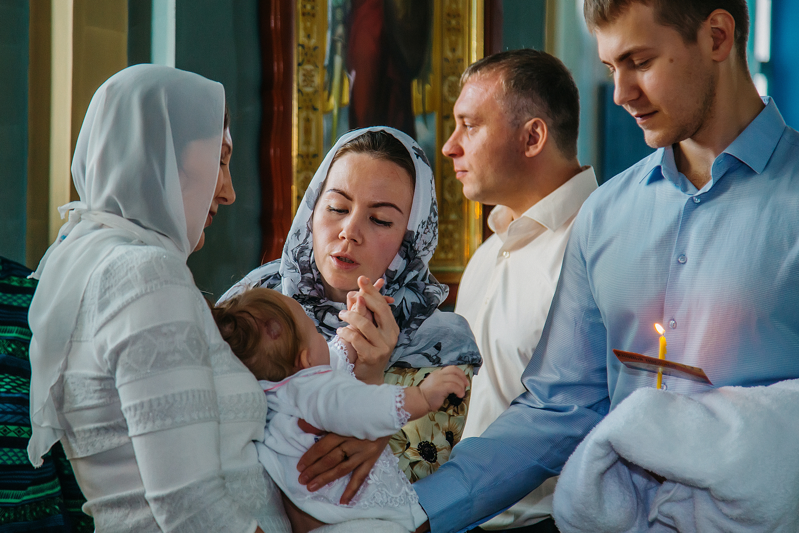 Крещение Ксении. Храм Иконы Божией Матери и всех скорбящих радость. Семейный фотограф Анастасия Шайхутдинова