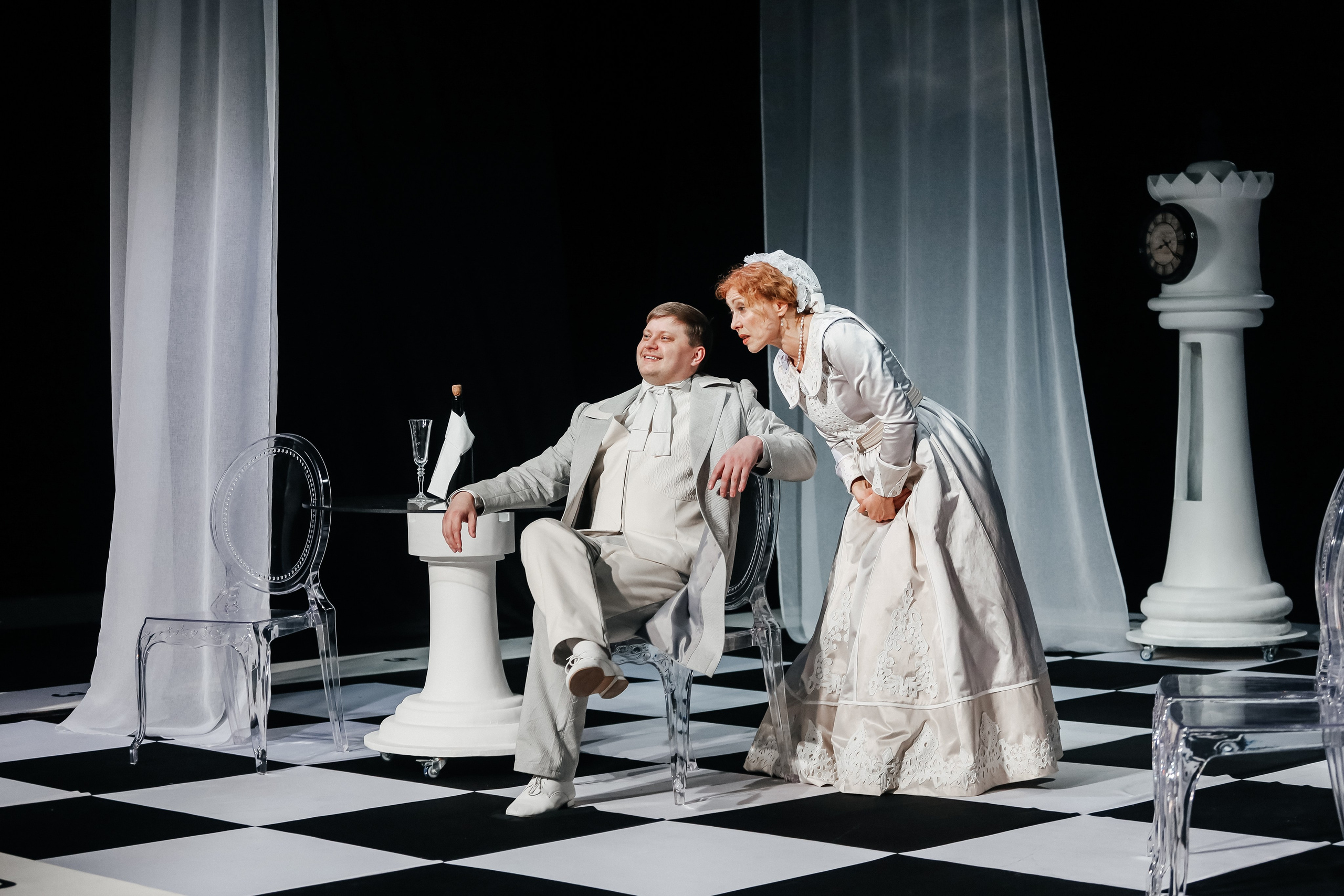 «Дядюшкин сон». Молодёжный театр алтая. Режиссер Дарья Камошина. Фоторепортаж. Театральная фотосъёмка