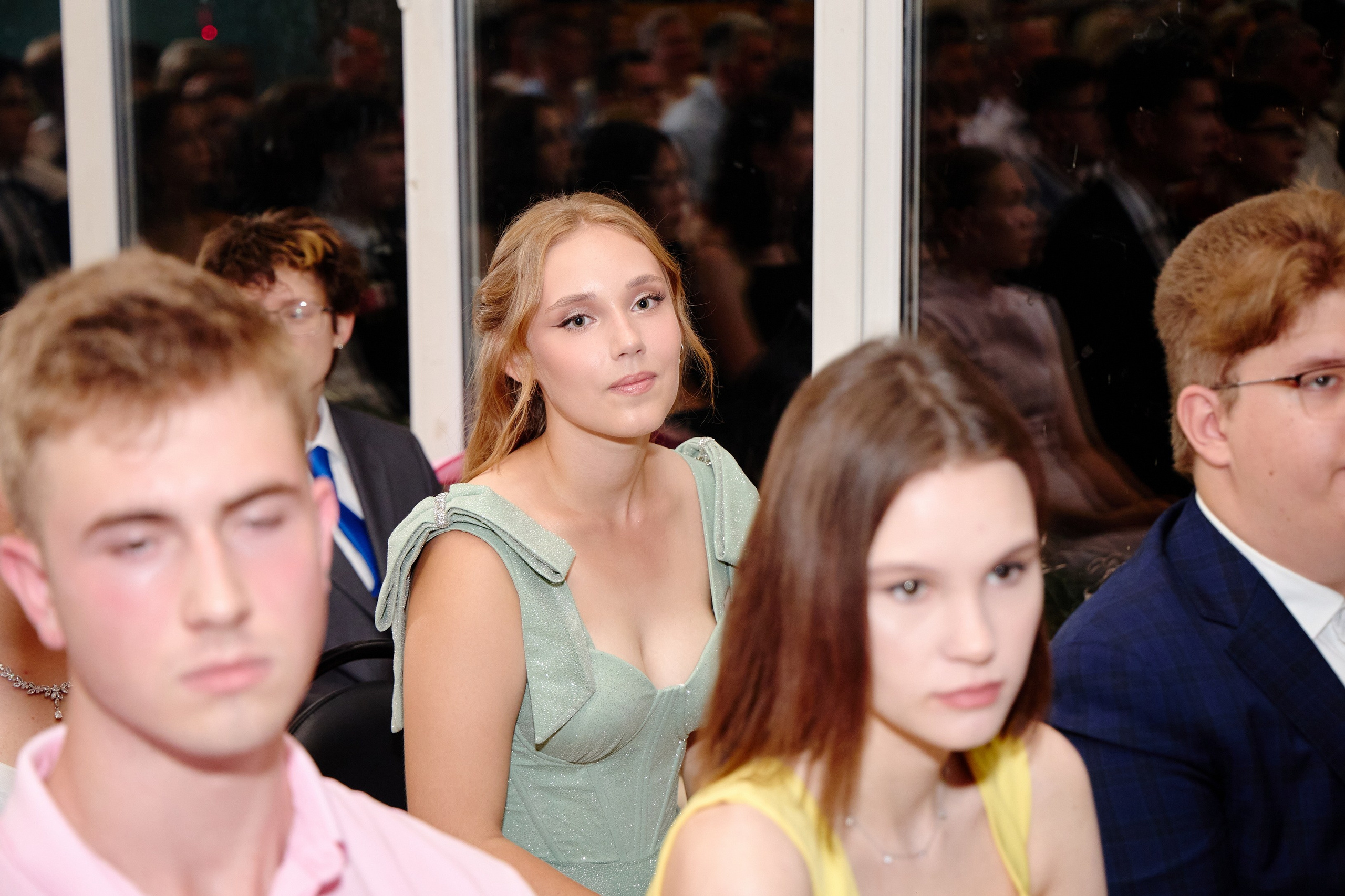 Выпускной 35 Сош. Фотограф Выпускные альбомы Таганрог Сергей Коробченко