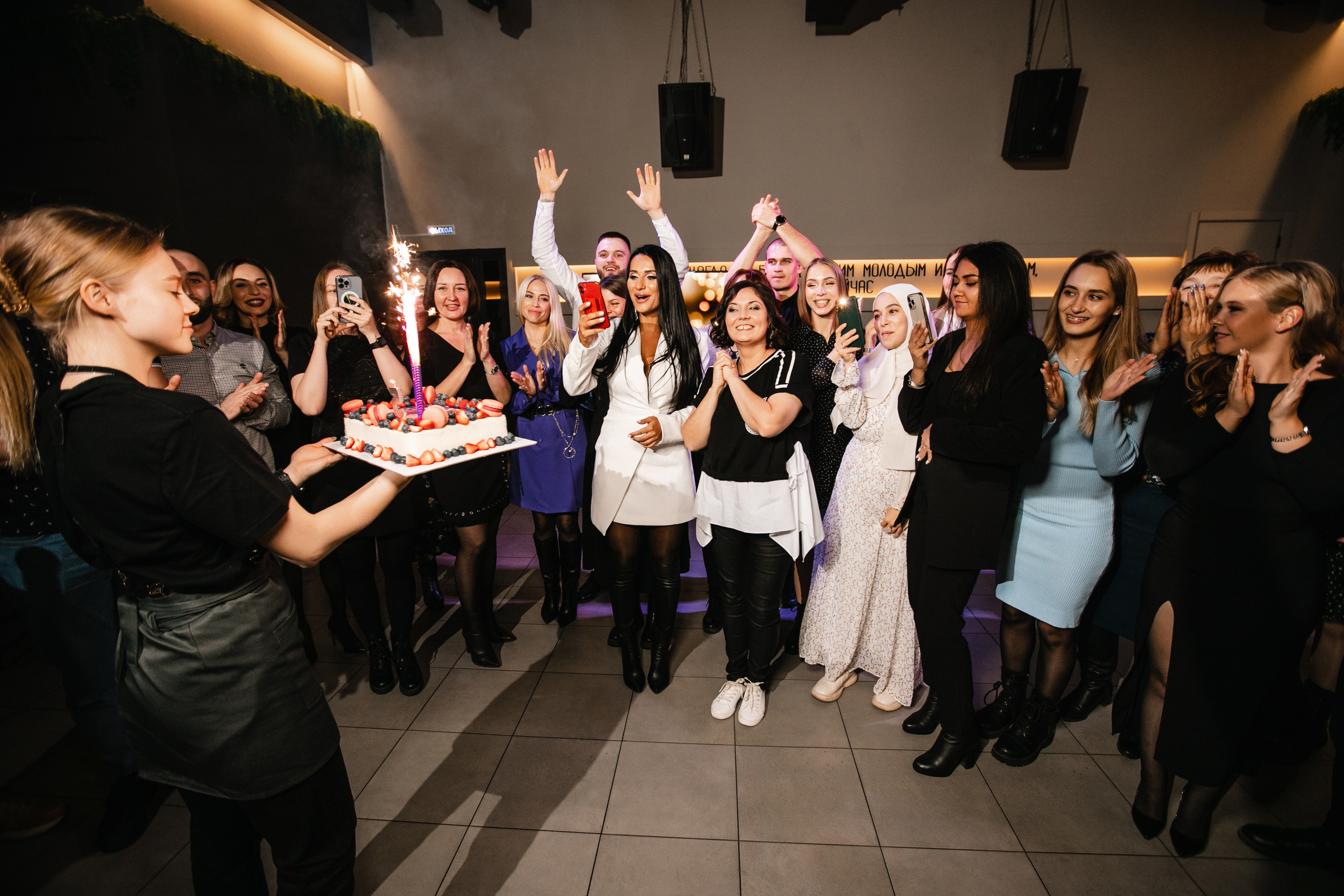 Юбилей центра Кадику г. Нижневартовск. Роман Урумбаев фотограф Нижневартовск