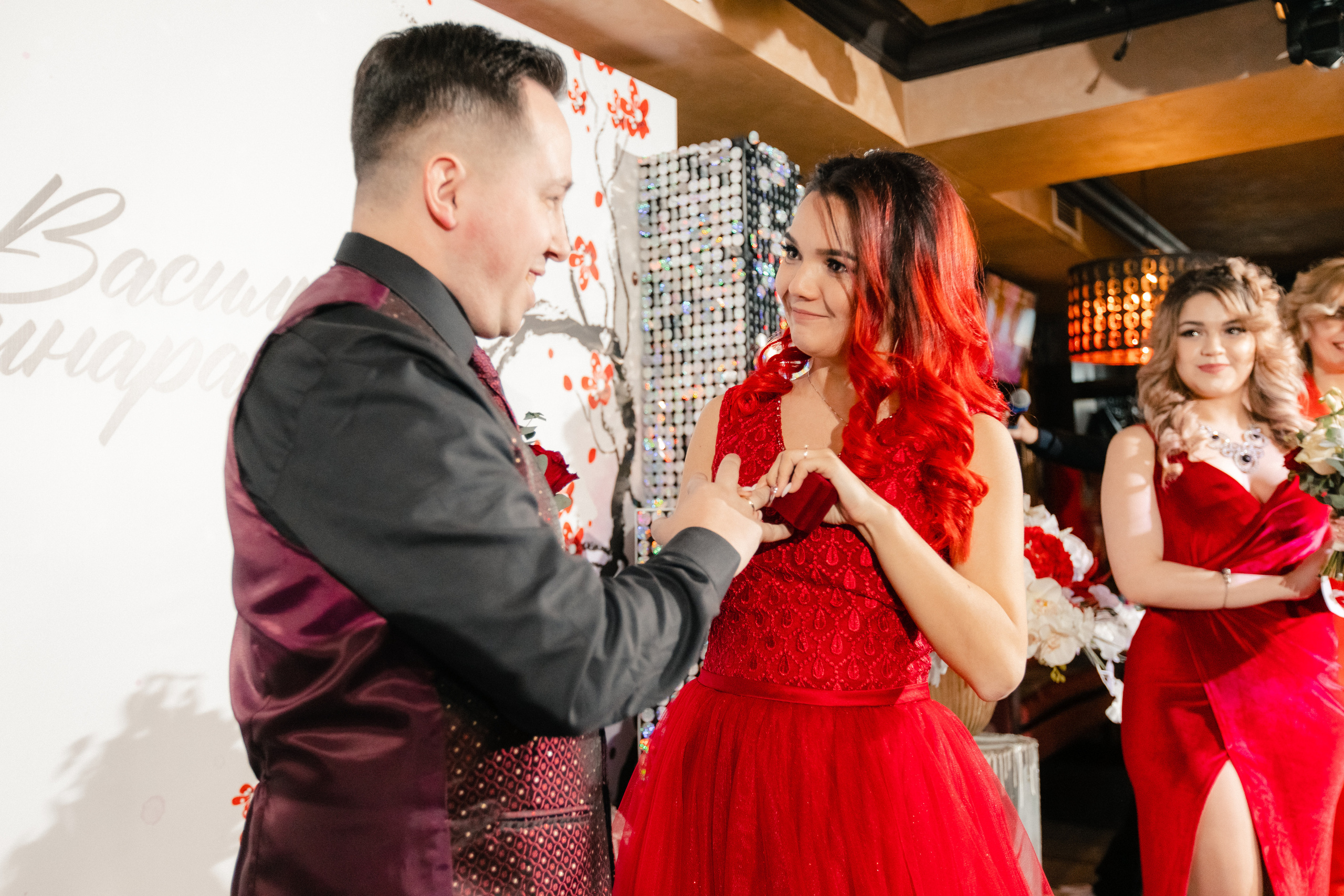 Вася + Динара. Роман Урумбаев фотограф Нижневартовск