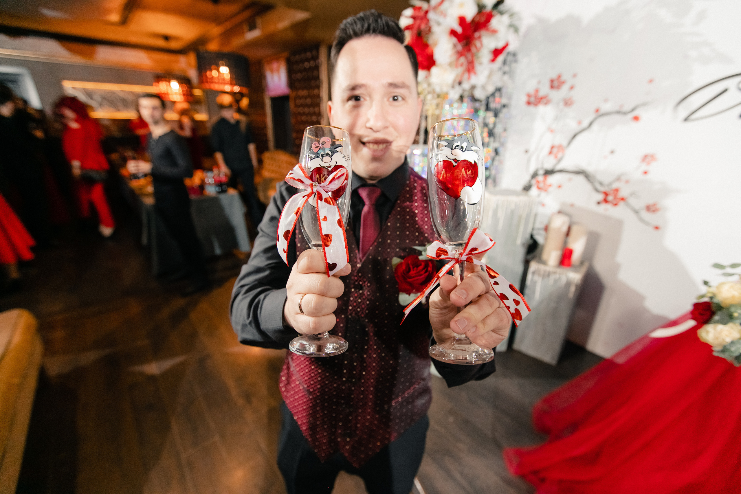 Вася + Динара. Роман Урумбаев фотограф Нижневартовск