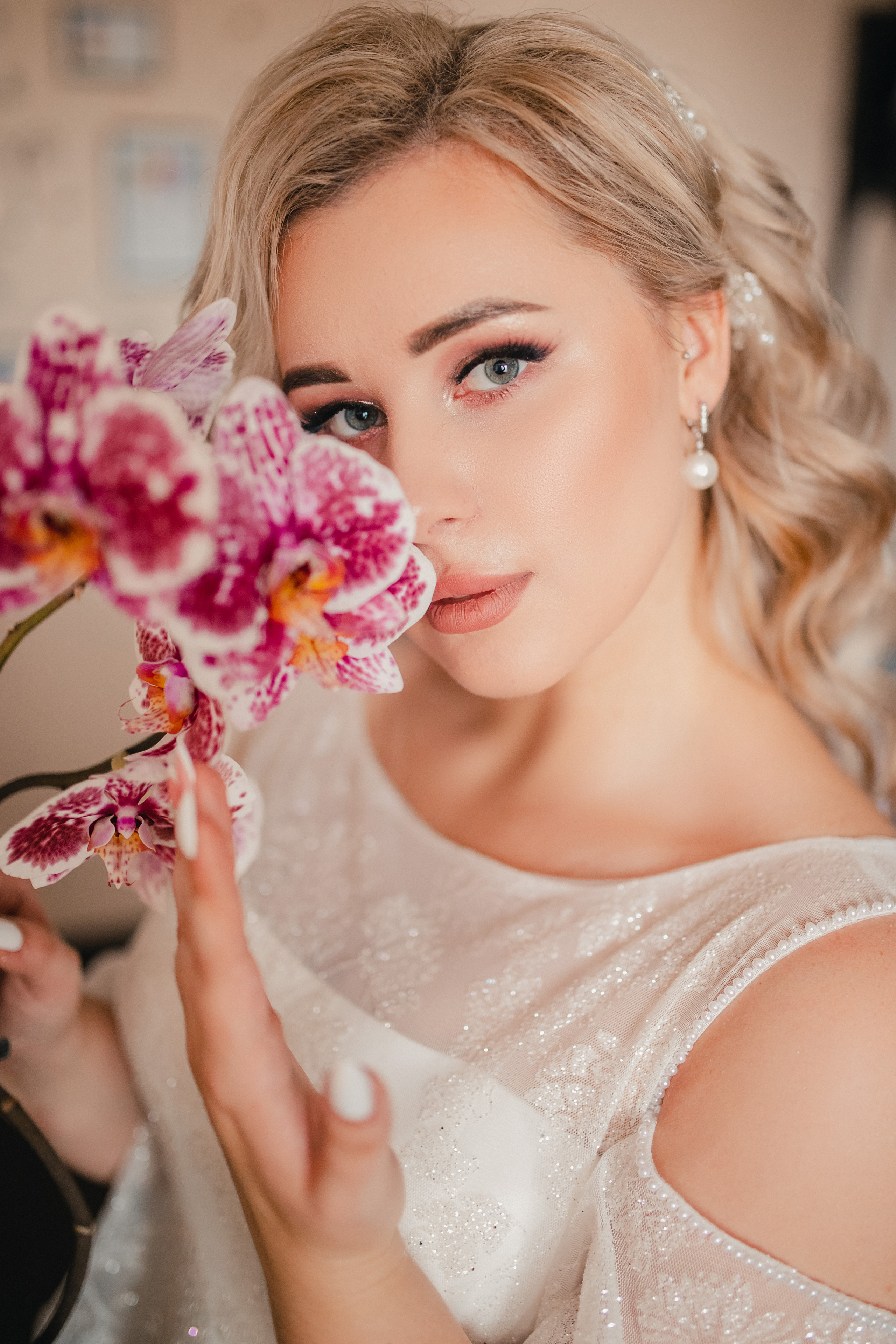 Арина + Владимир. Роман Урумбаев фотограф Нижневартовск