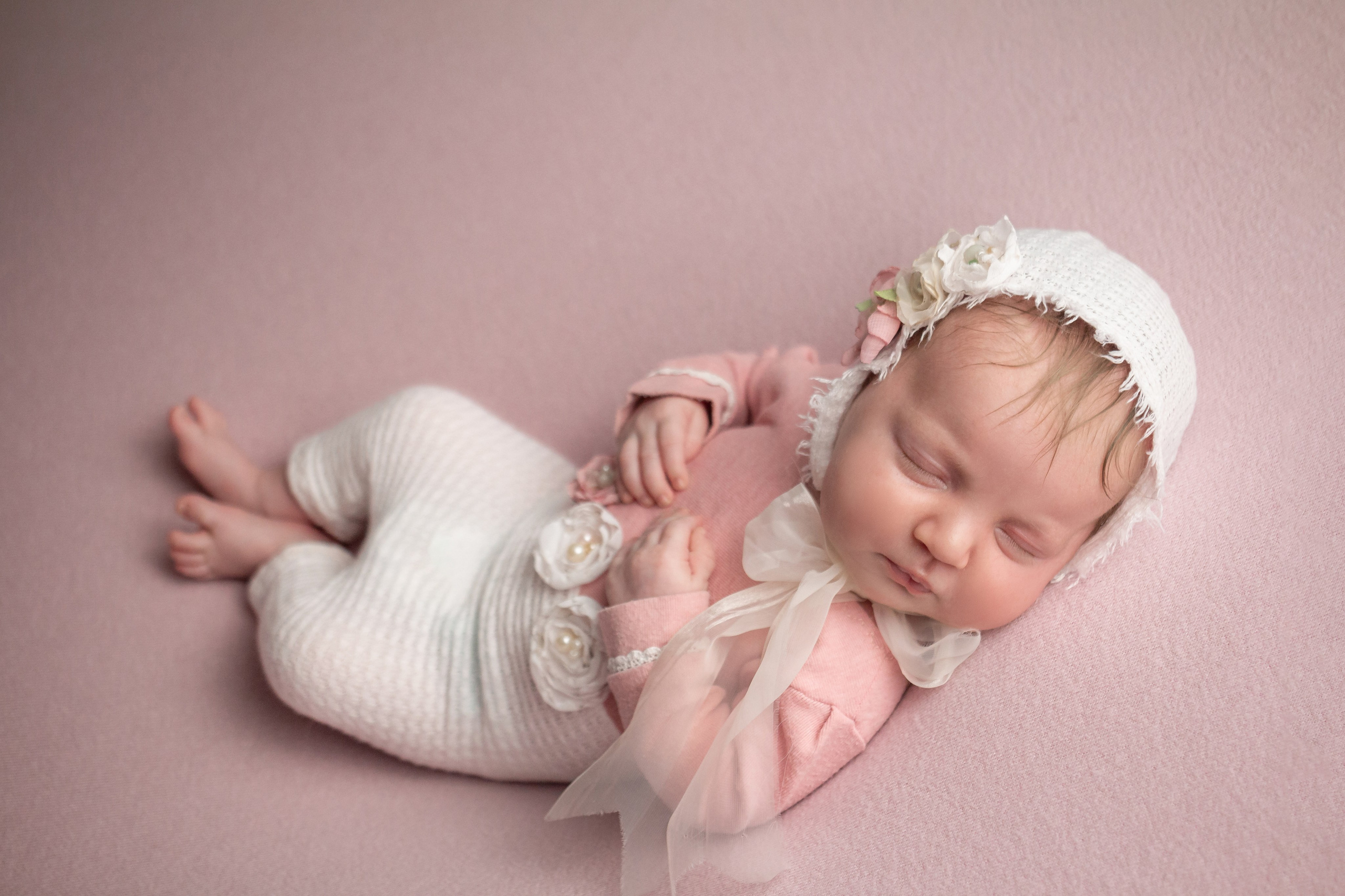 Классический стиль newborn. Фотограф новорождённых Анапа Елена Кушнарь