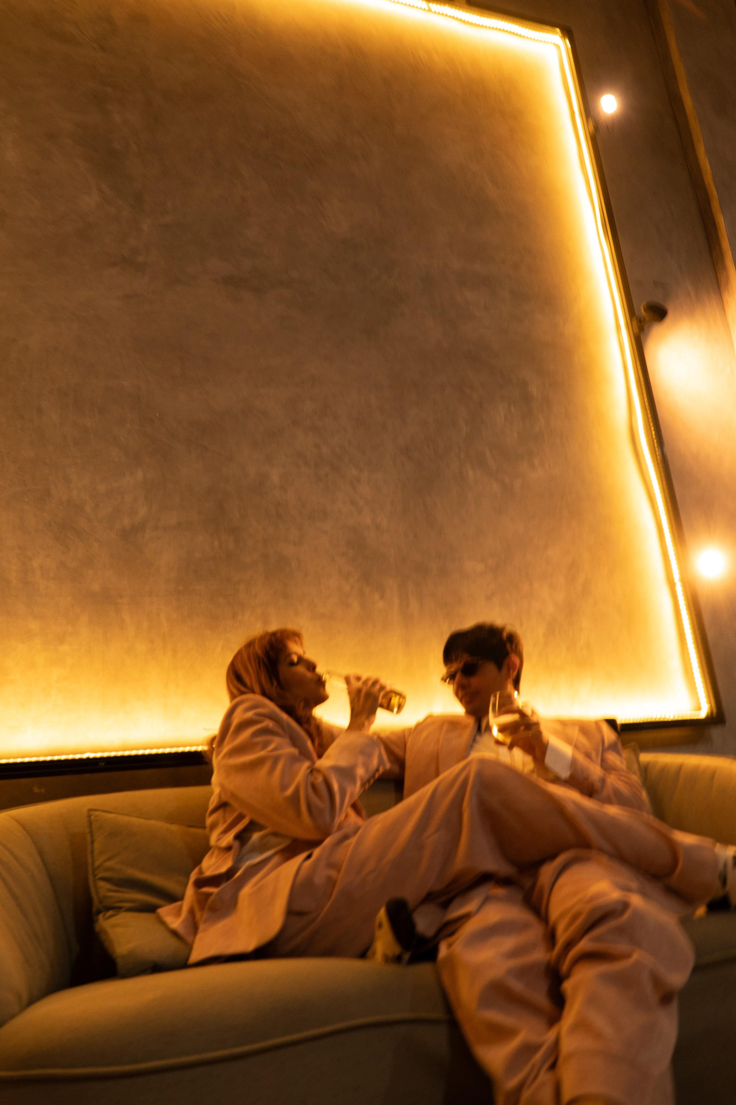 «The kitchen». Wedding Photographer in Barcelona and Medellin