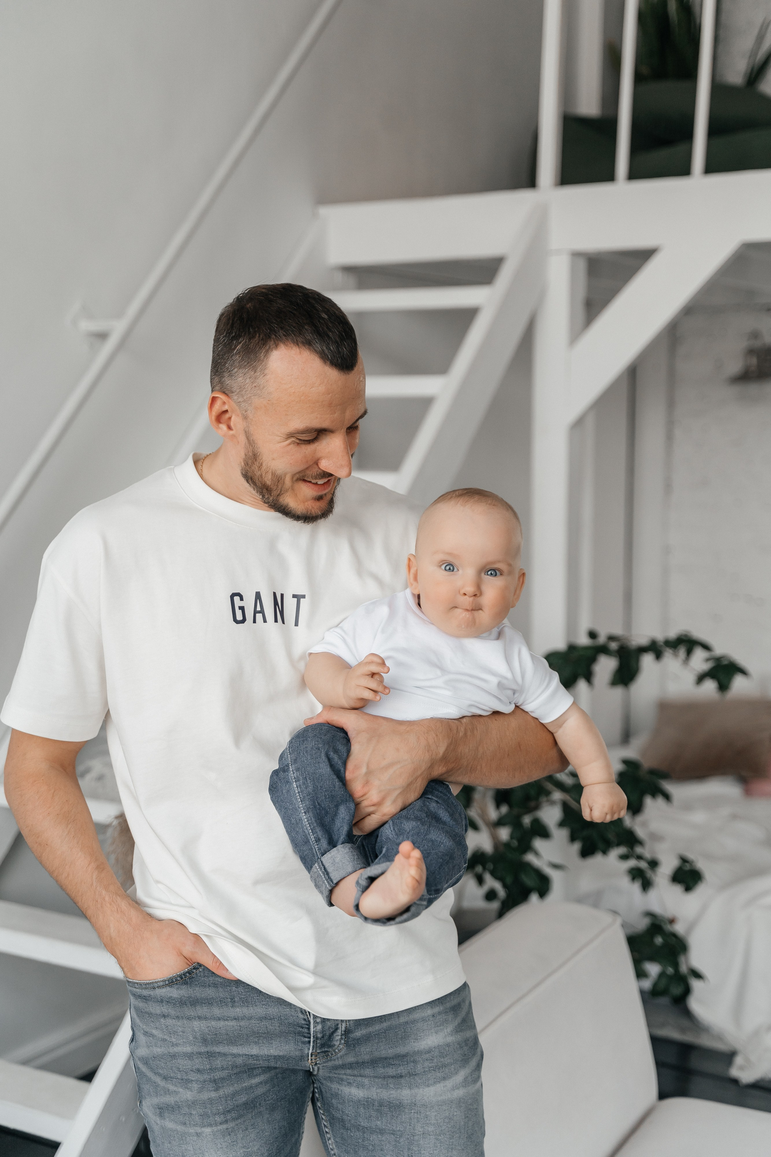 Саша, Юля и Лев. Волик Мария