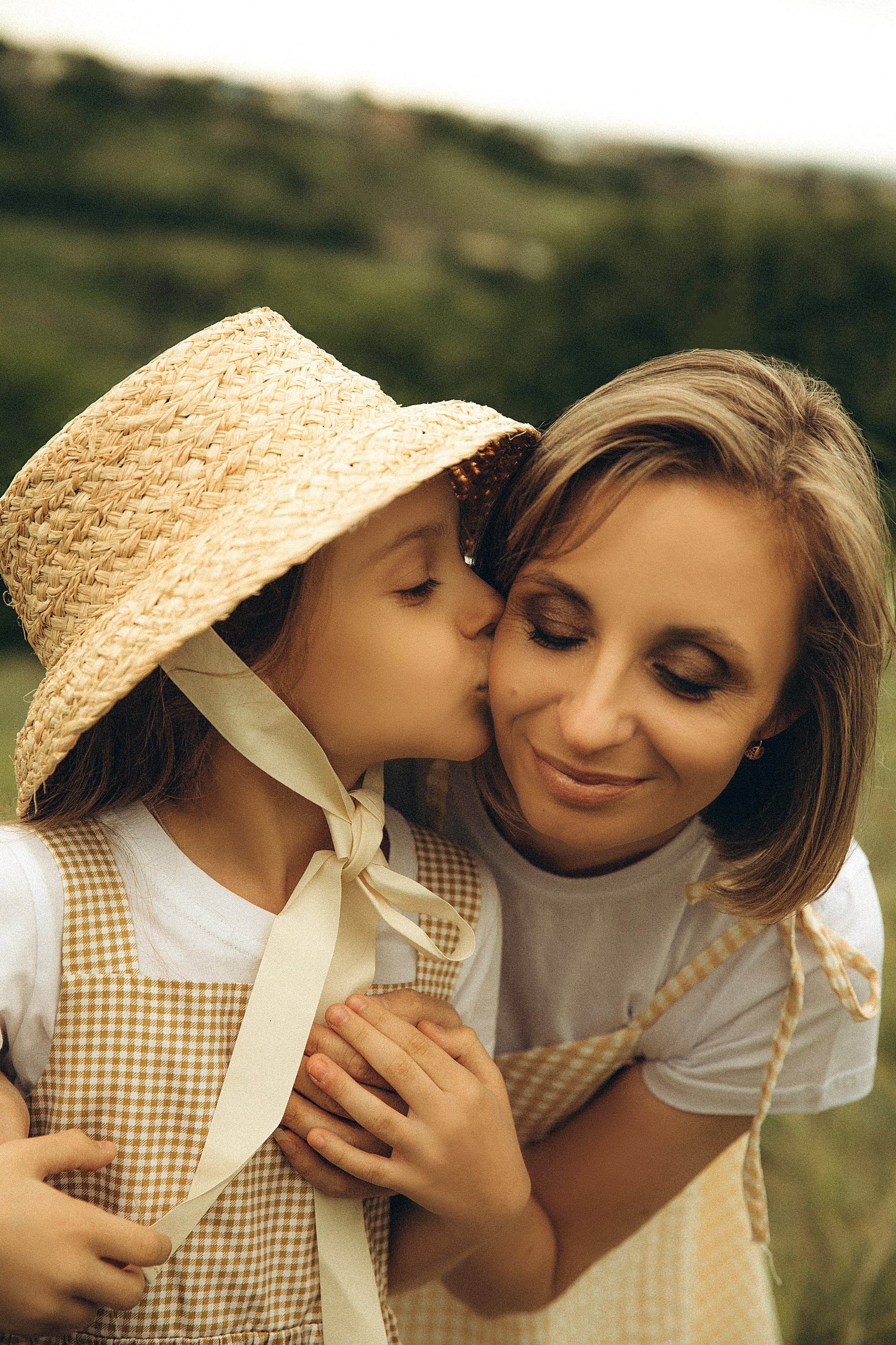 Елена и Вика. Свадебный и семейный фотограф в Саратове Виолетта Привалова