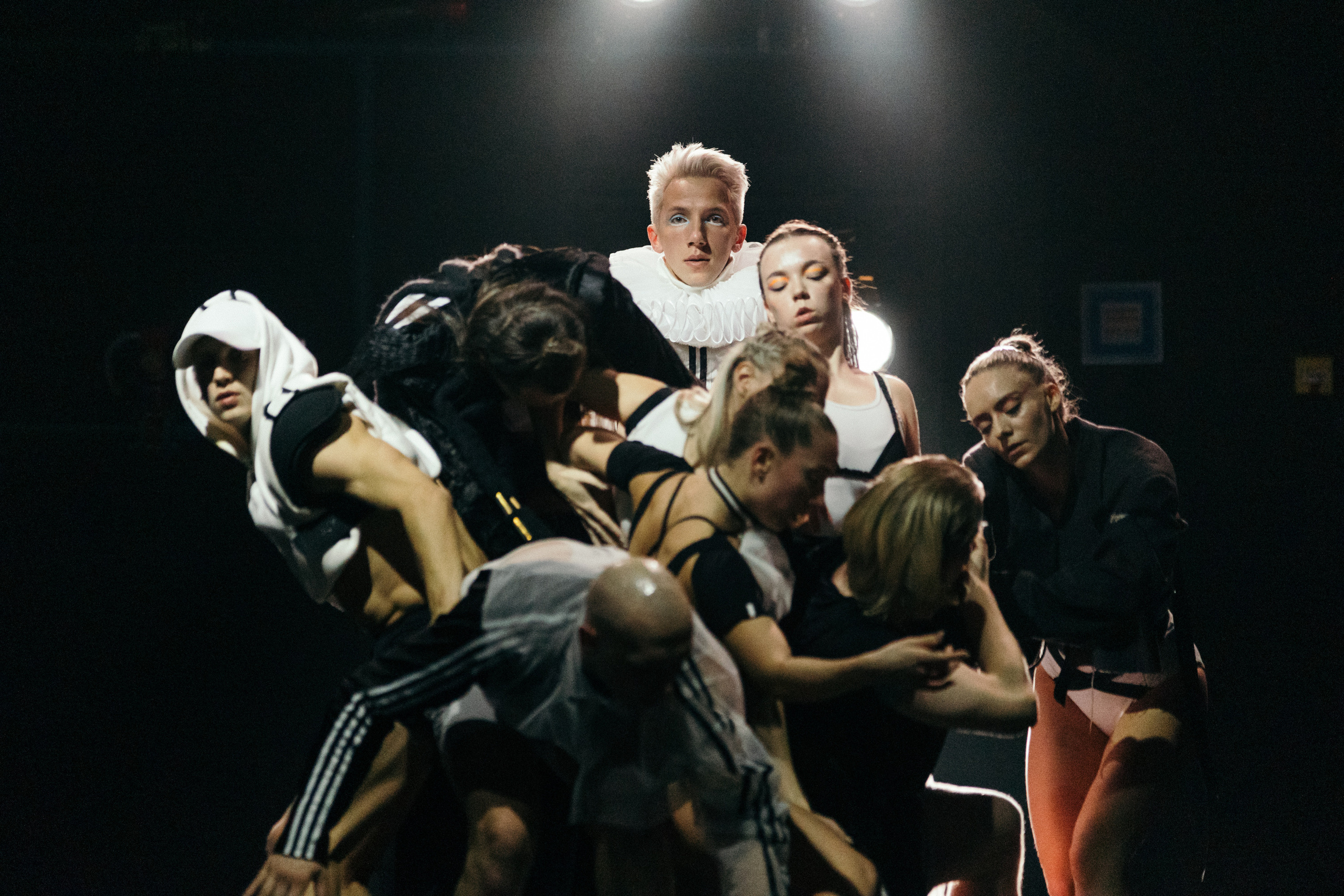 Танцевальный триптих Izotop.Lab. Репортажный фотограф Владимир Никонов