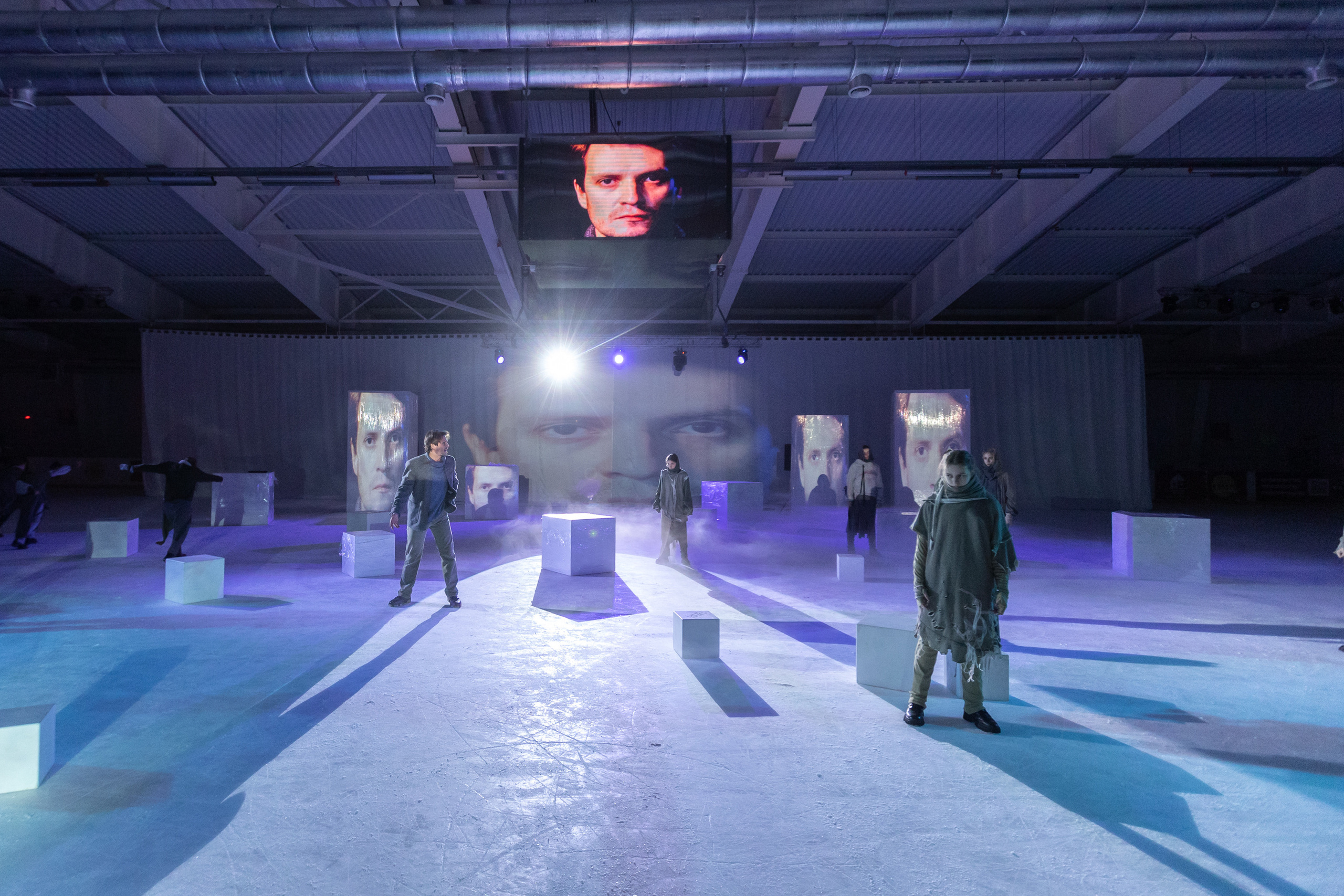 ТТ Завод. Смешные человечки. Репортажный фотограф Владимир Никонов