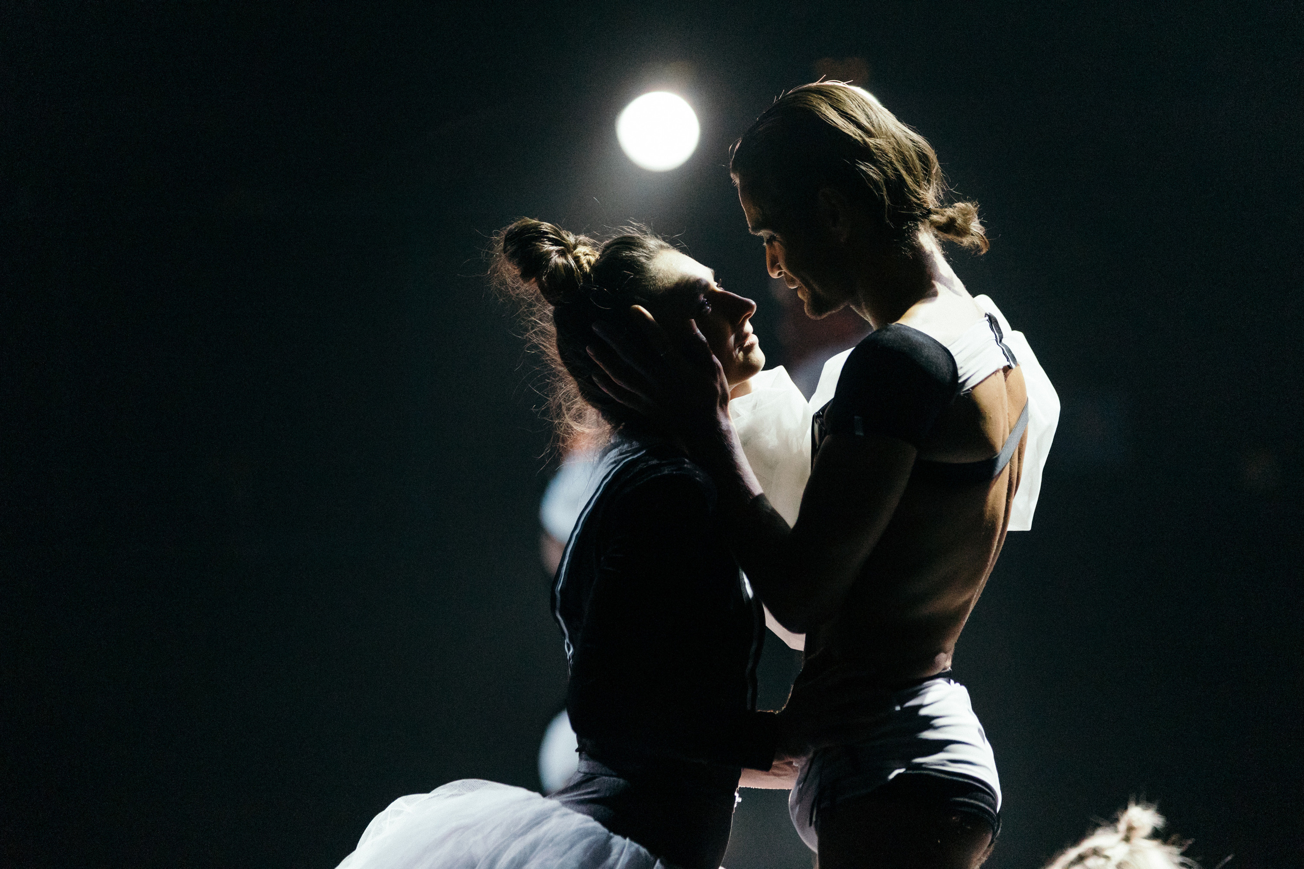 Танцевальный триптих Izotop.Lab. Репортажный фотограф Владимир Никонов