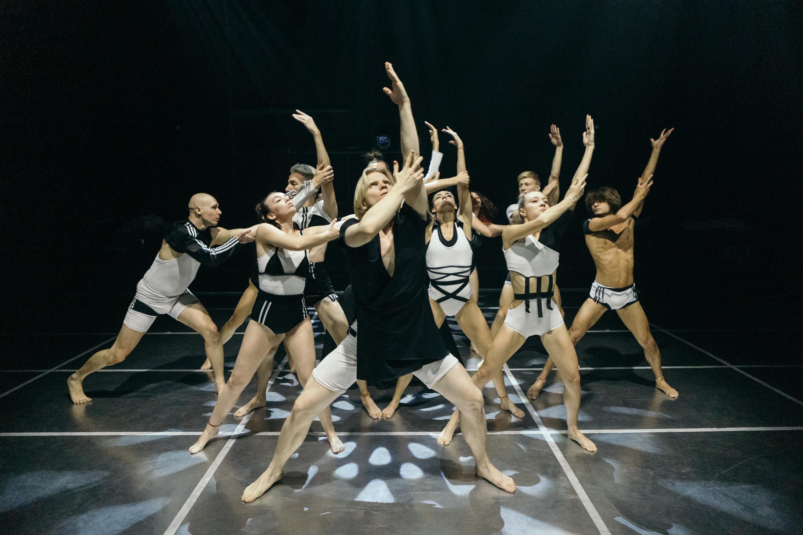 Танцевальный триптих Izotop.Lab. Репортажный фотограф Владимир Никонов