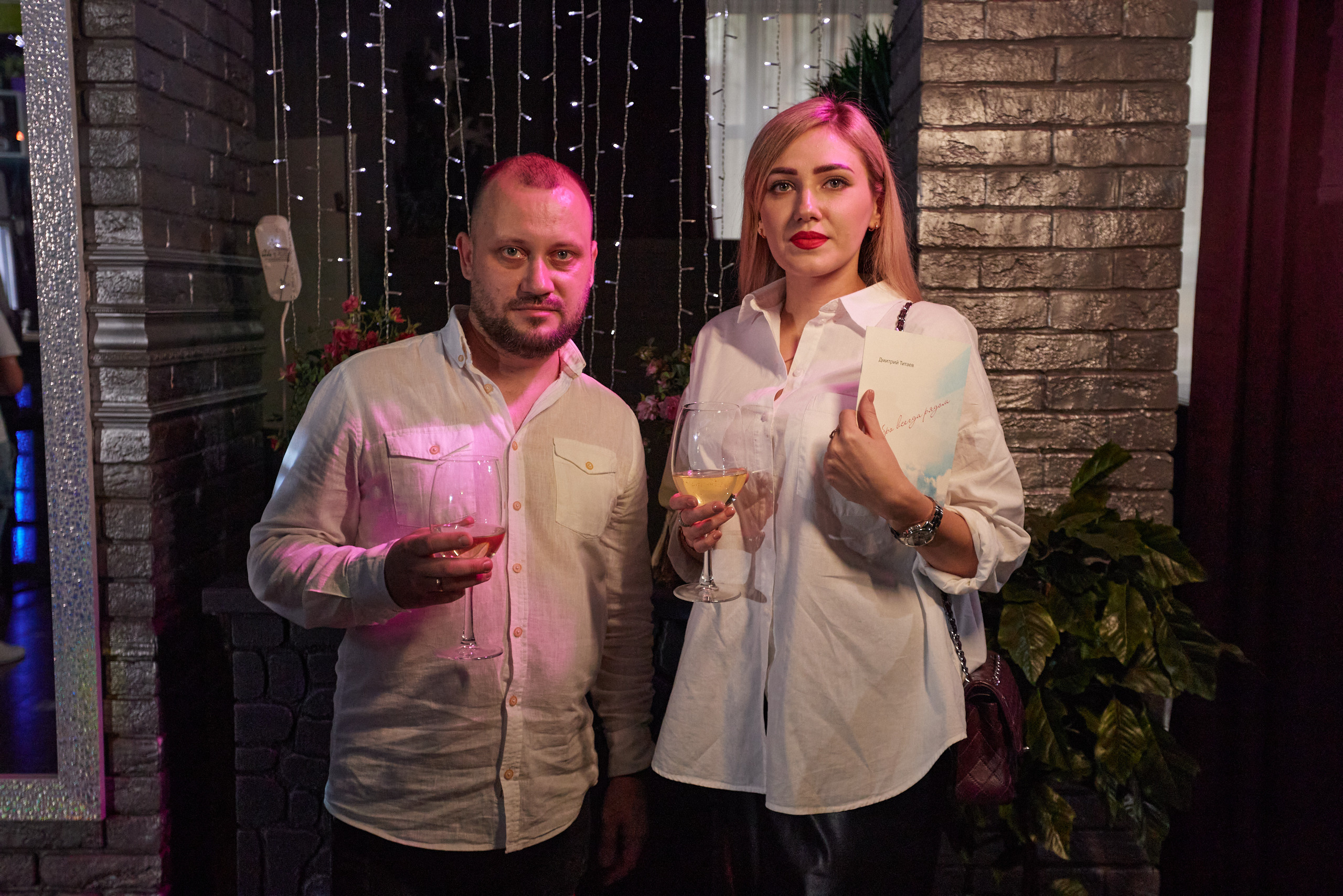 Съемка презентации книги. Предметный и контентный фотограф в Москве Курочкина Оксана