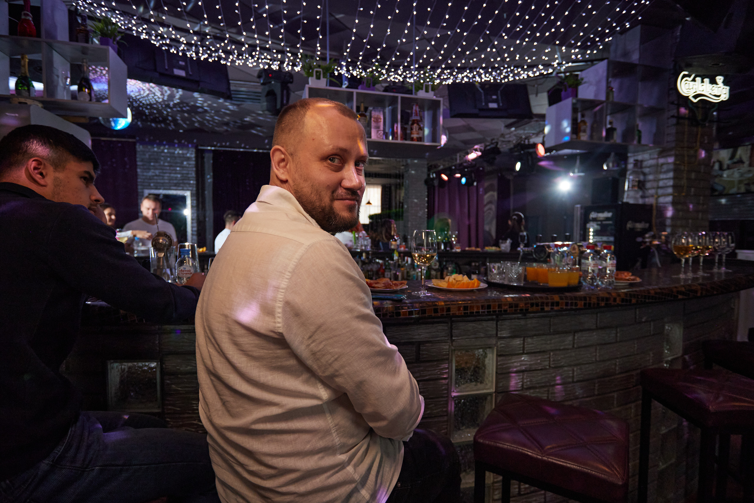 Съемка презентации книги. Предметный и контентный фотограф в Москве Курочкина Оксана