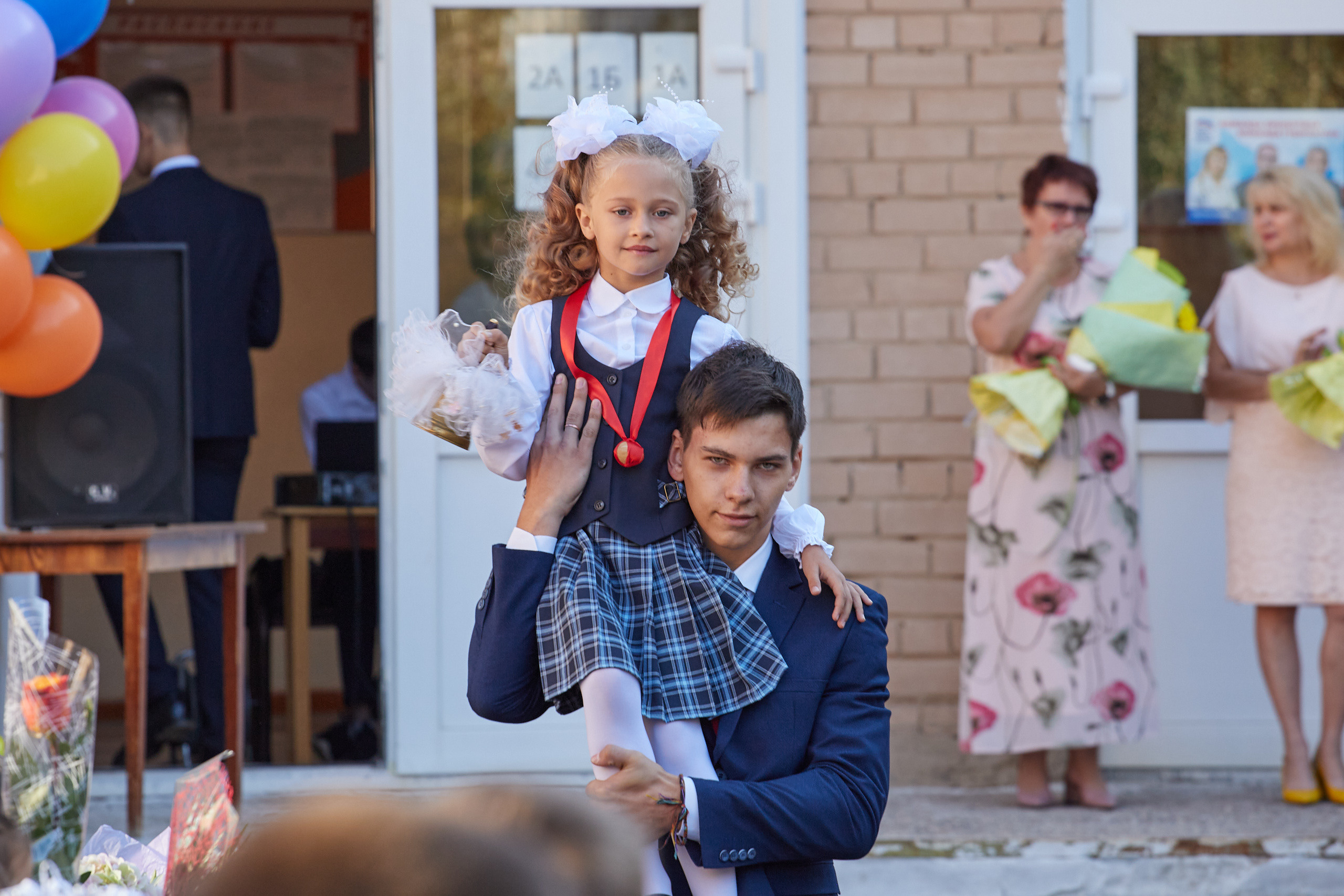 Съемка школьной линейки. Предметный и контентный фотограф в Москве Курочкина Оксана