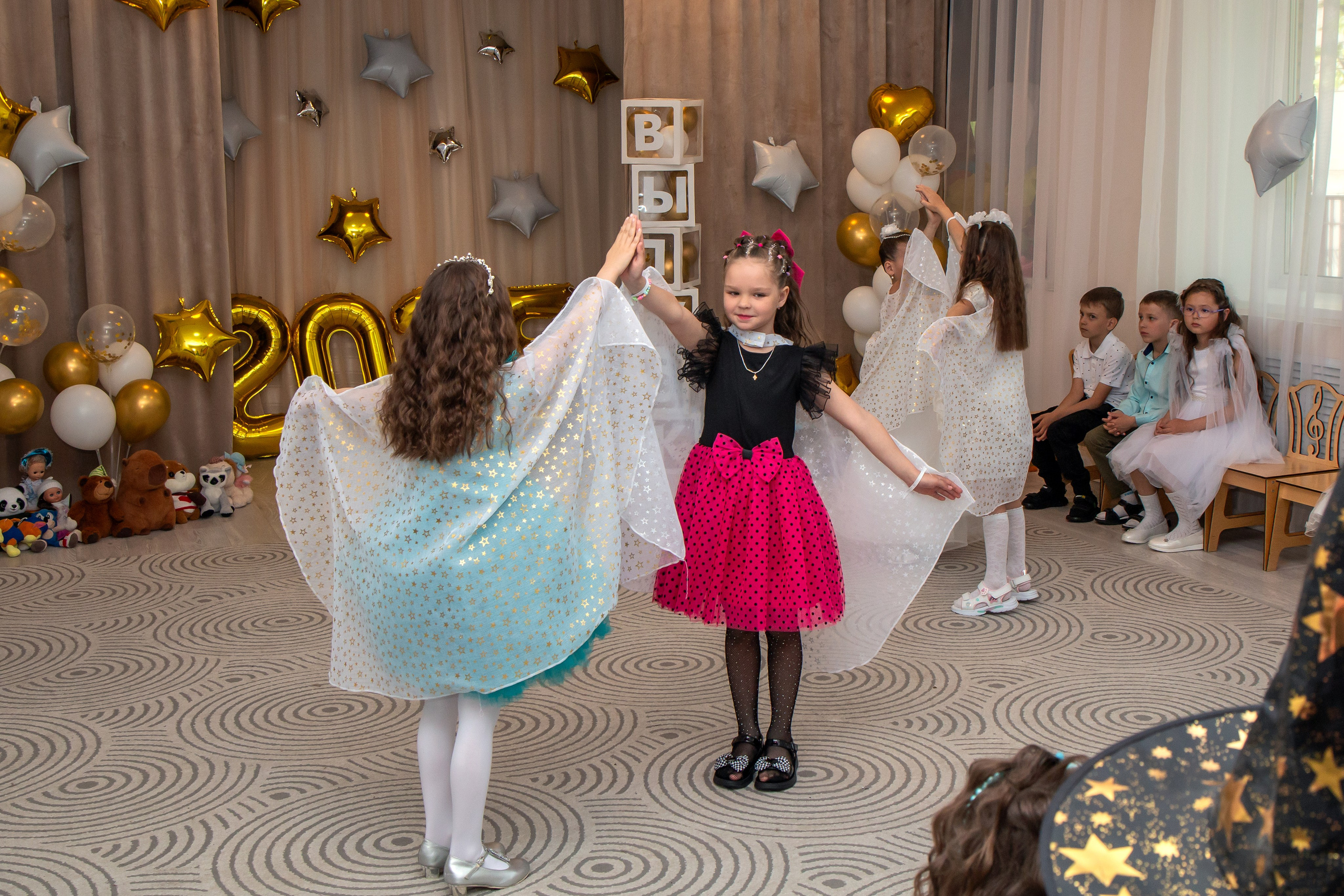Впускной вечер в ДС «Солнышко» — 2025 г. Фотограф в Шелехове, лучшие выпускные альбомы в Шелехове