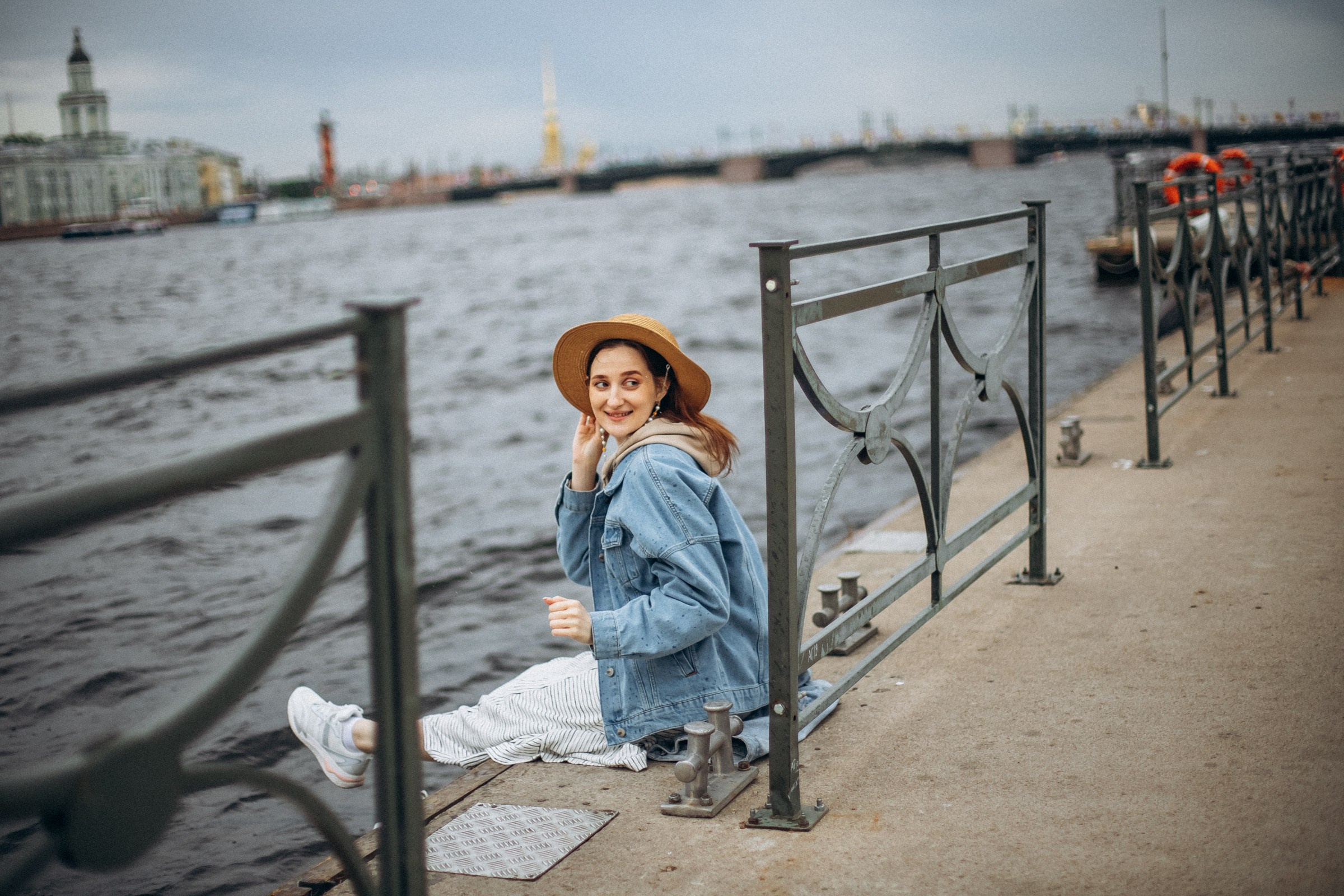 Фотопрогулка для тебя. Фотопрогулка в Петербурге. Индивидуальный и семейный фотограф в Санкт-Петербурге