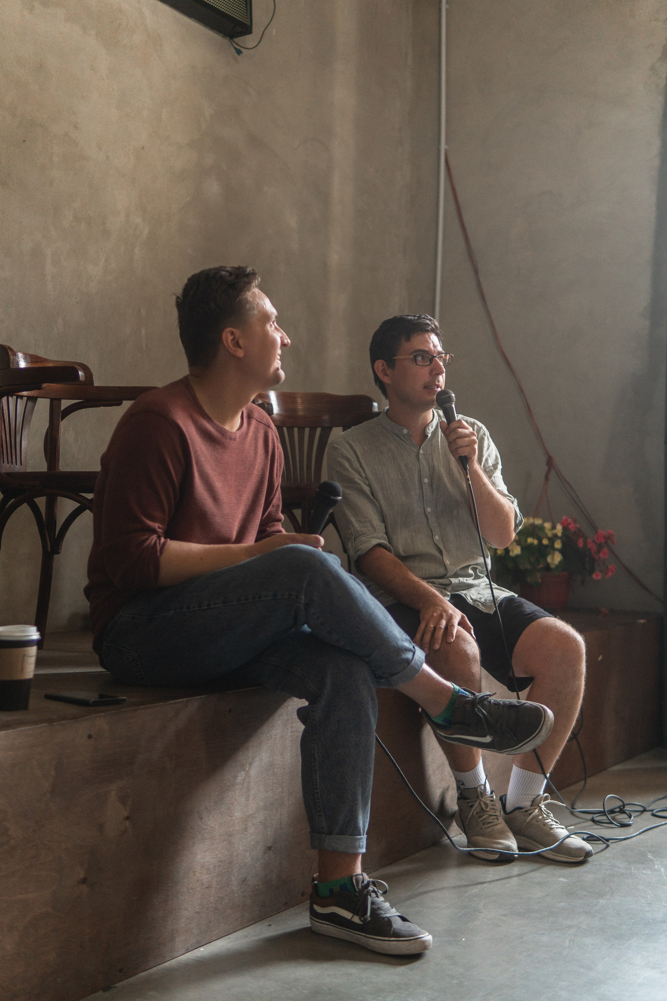 Благотворительный книжный маркет «ФОНАРЬ». Портретный и репортажный фотограф в Воронеже: Анастасия Пузикова