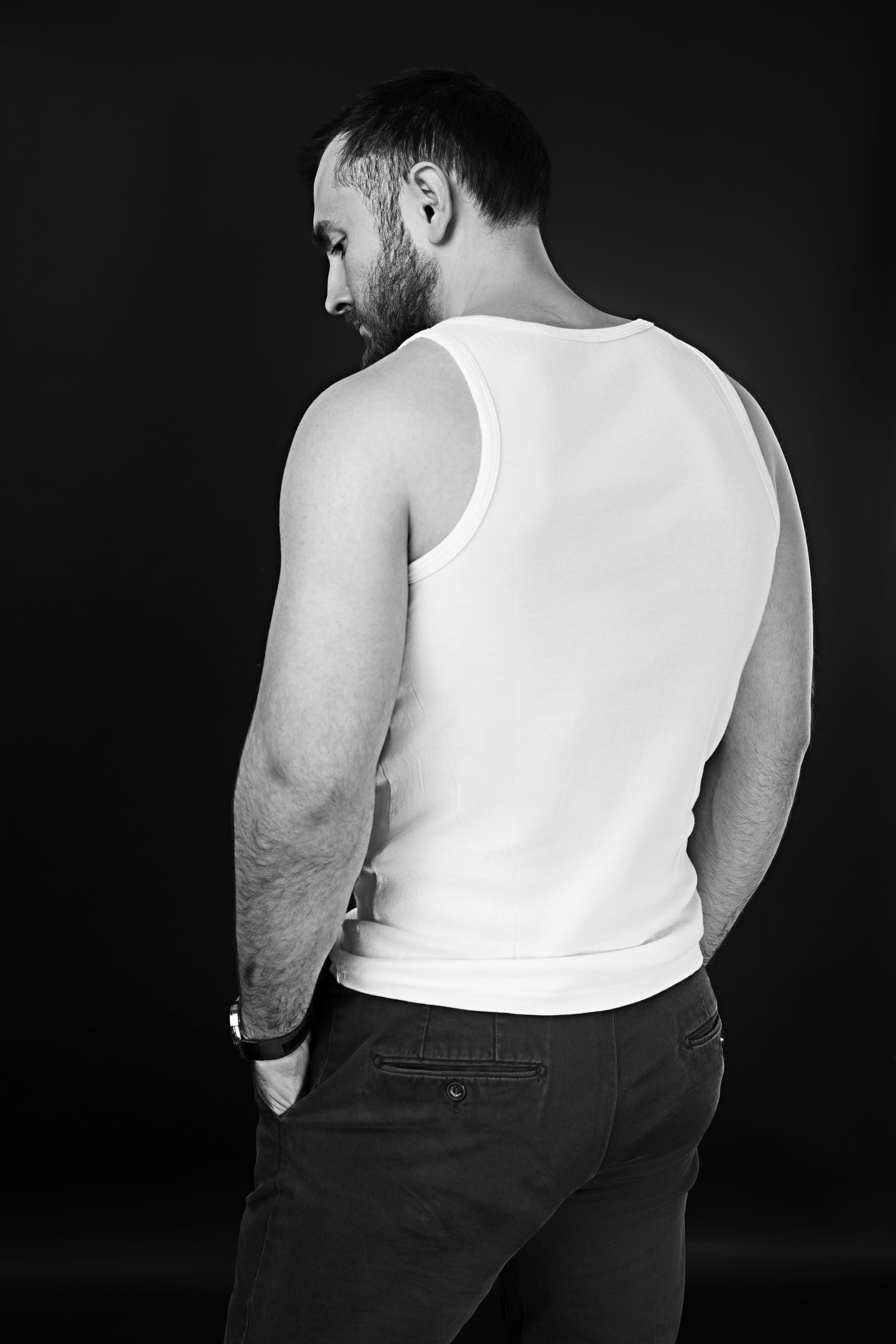 Мужской бизнес портрет. Индивидуальная фотосессия. Деловая фотосессия в студии Екатеринбург, Москва