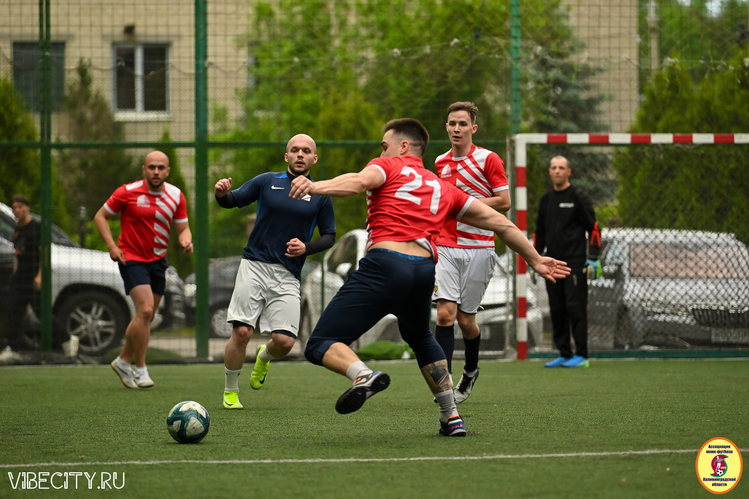 ИГРЫ МИНИ-ФУТБОЛЬНОЙ И КОРПОРАТИВНОЙ ЛИГИ. VIBECITY.RU Вайб Сити Ру Фоторепортажи Фотоотчеты Калининград