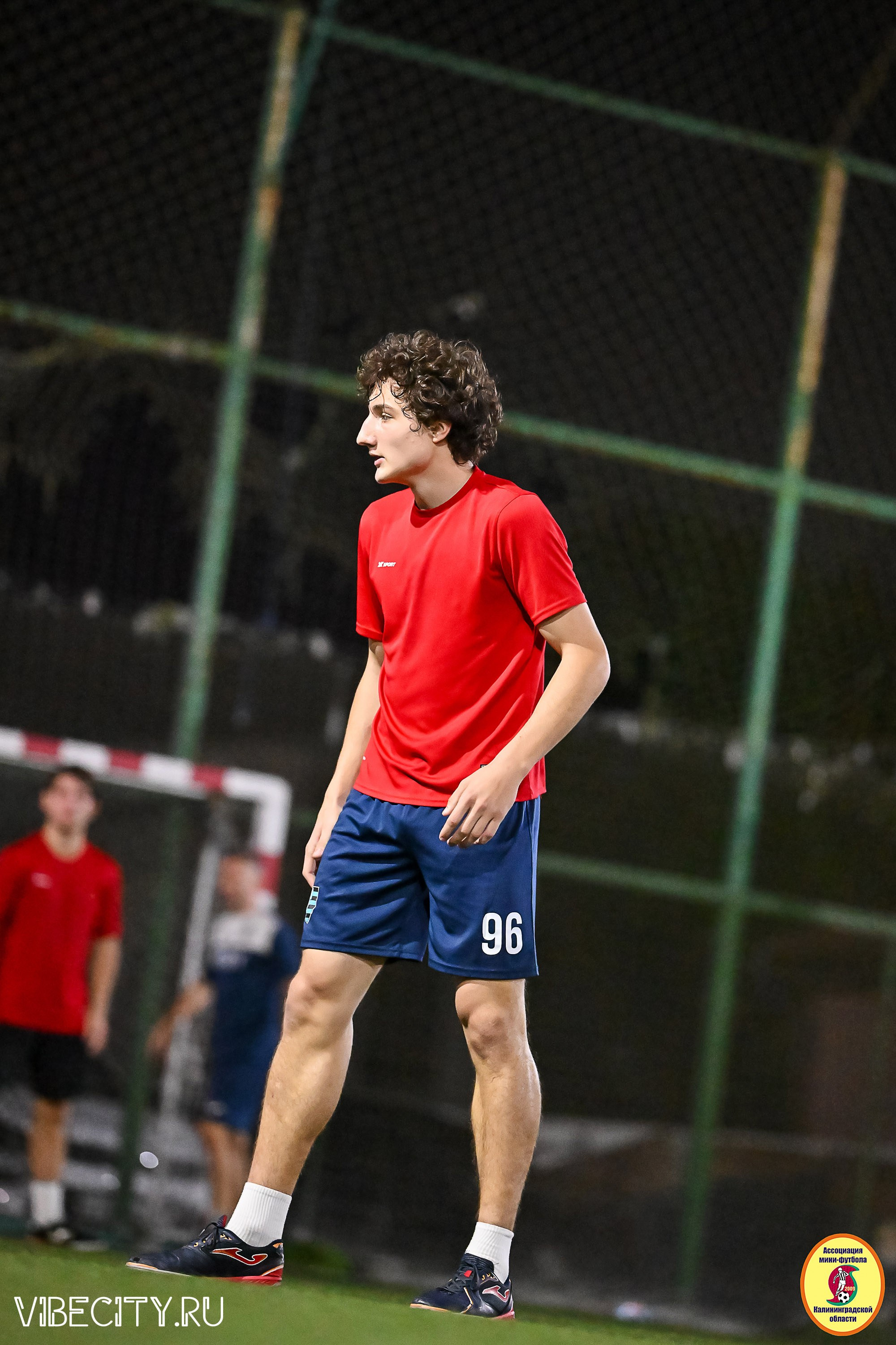 ФИНАЛЬНЫЕ ИГРЫ КУБКА МИНИ-ФУТБОЛЬНОЙ ЛИГИ И КУБКА КОРПОРАТИВНОЙ МФЛ 2025. VIBECITY.RU Вайб Сити Ру Фоторепортажи Фотоотчеты Калининград